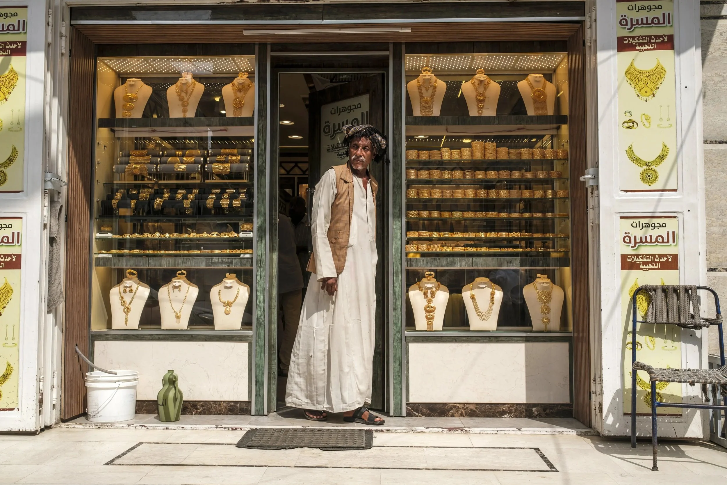 In War-Torn Sudan, a Gold Mining Boom Takes a Human Toll