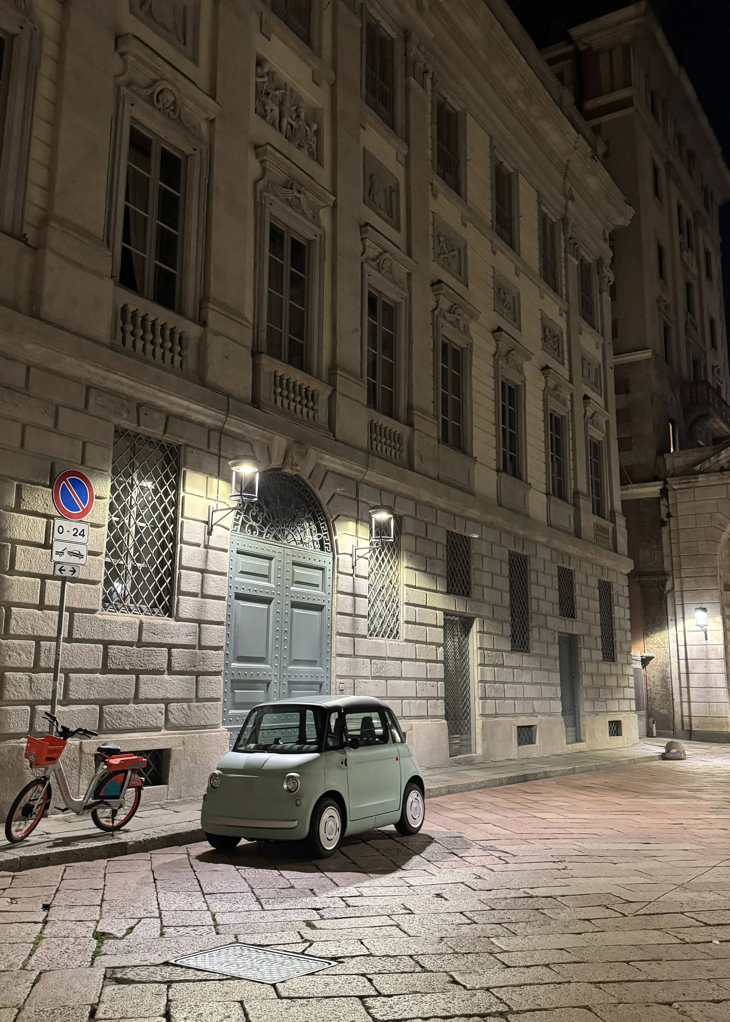  WANT! "Toppolino" aka Little Mouse 