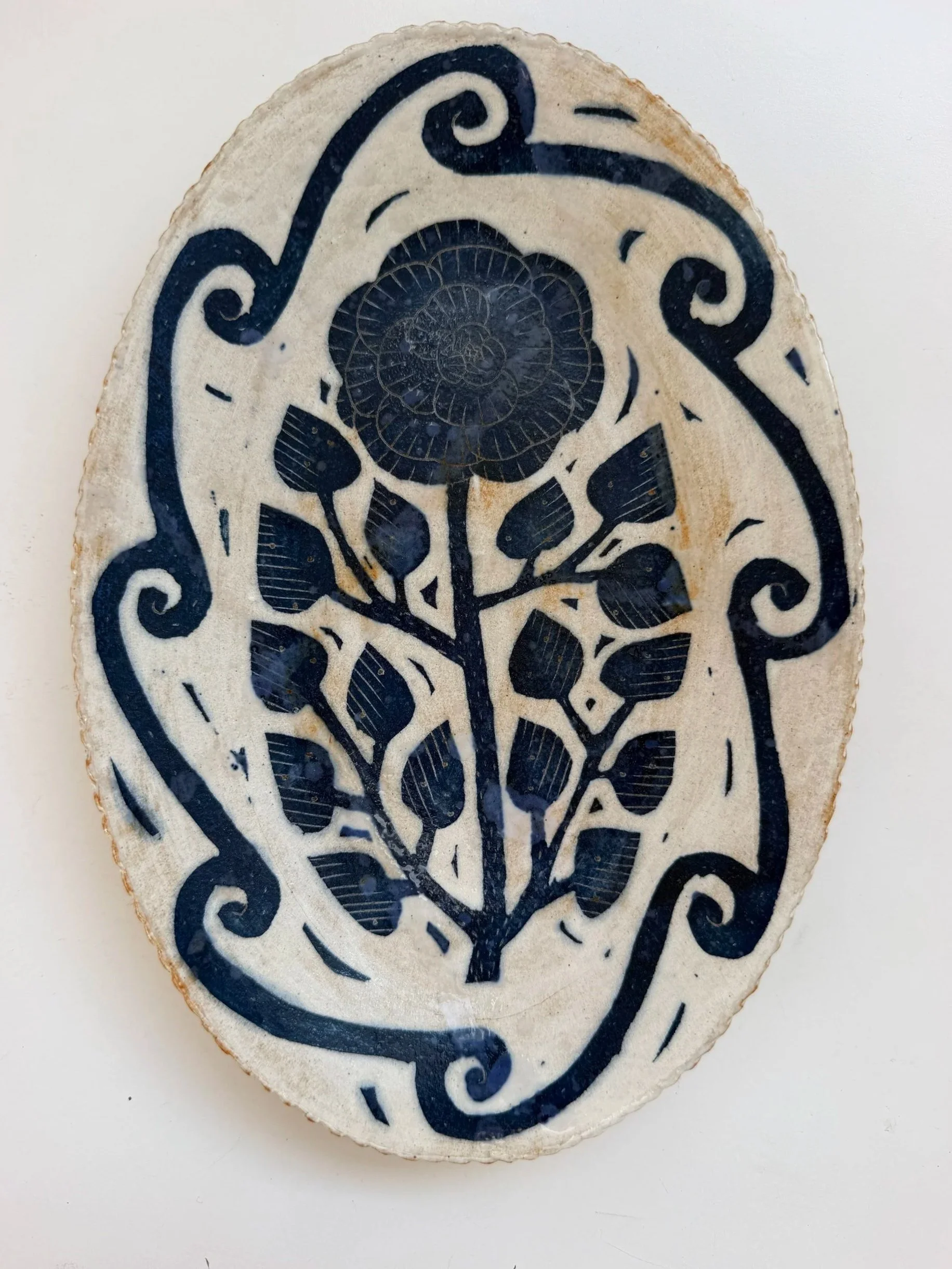 Makoto Kagoshima — Blue Flower with Wave Crown Border