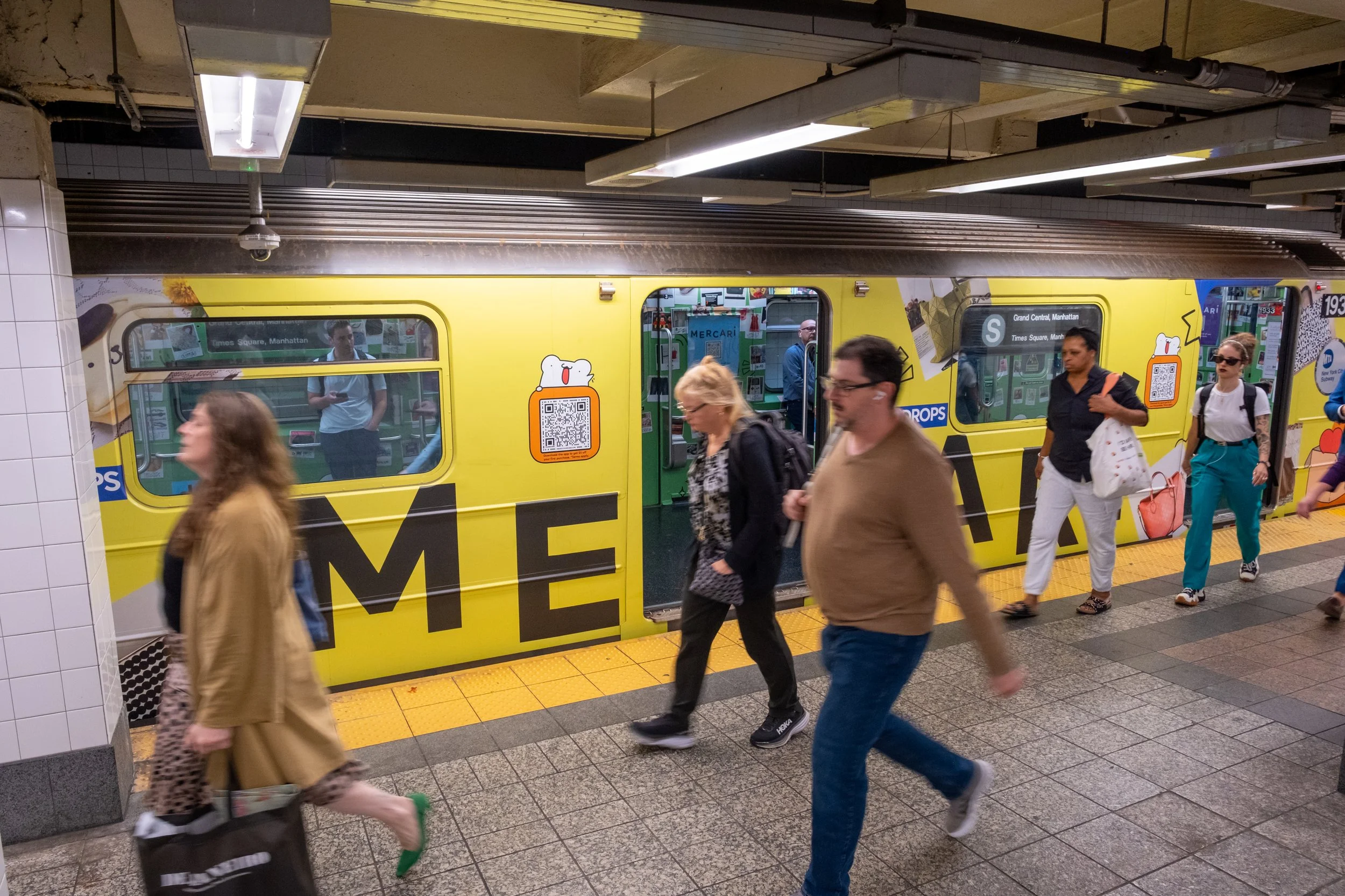 Mercari, Inc_New York Subway_Wrapped Int & Ext Shuttle Package_2024-16.jpg
