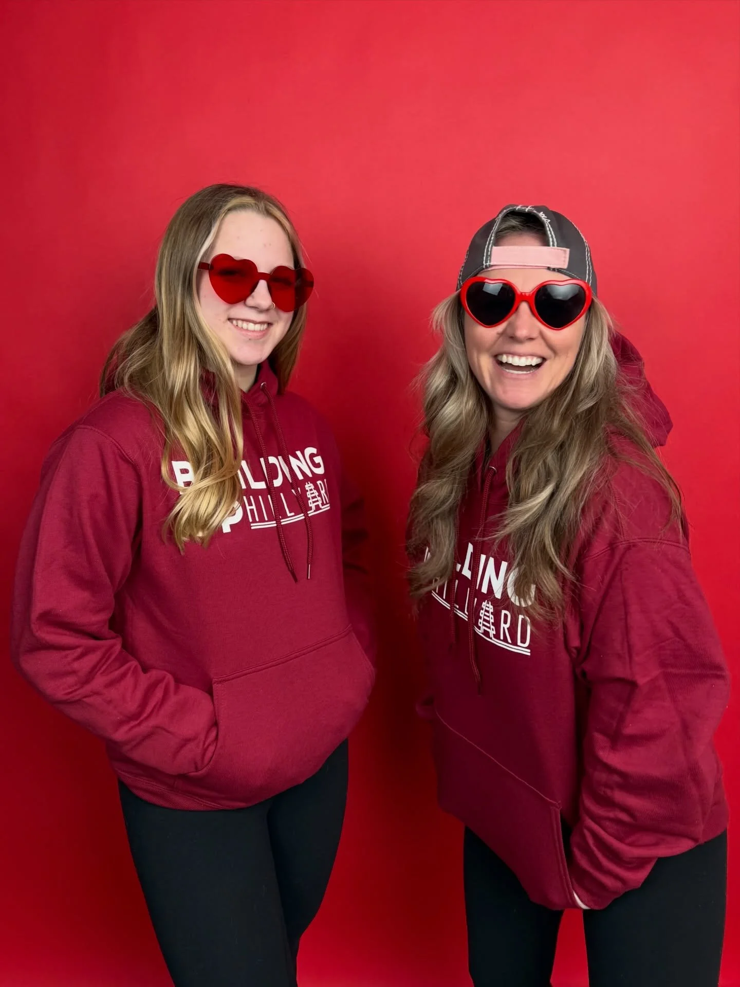 In case you forgot&hellip; stores open until 3pm today!!