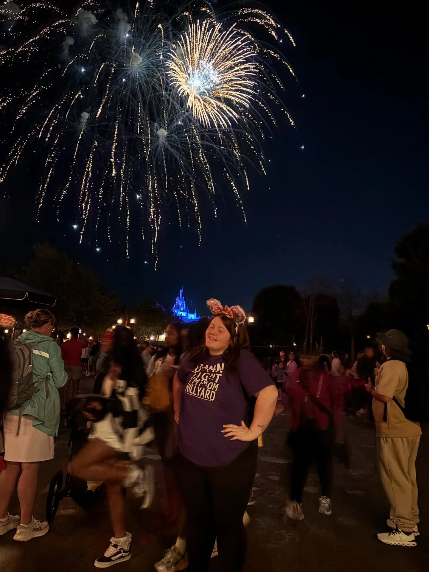 Our Pirate Ambassador Jaelyn made it to Florida 🏴&zwj;☠️☀️
She&rsquo;s representing Rogers &amp; Hillyard Built at Disney World for their Varsity Spring Break Performance ✨
Because of YOU, we were able to help donate some funds for her to attend 🤍
