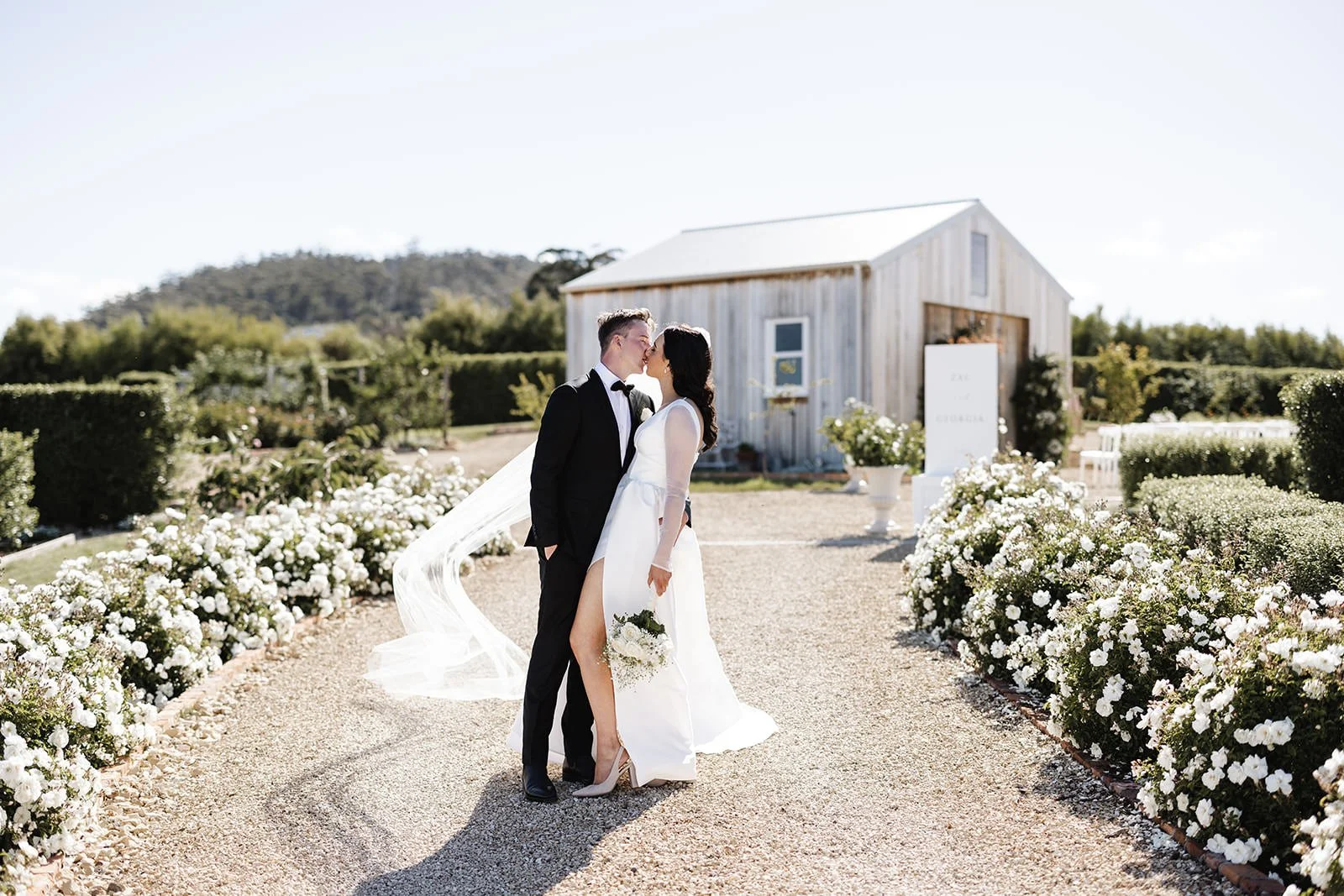 & Zac’s wedding at Ormiston Farm — LU & LO Hobart Wedding