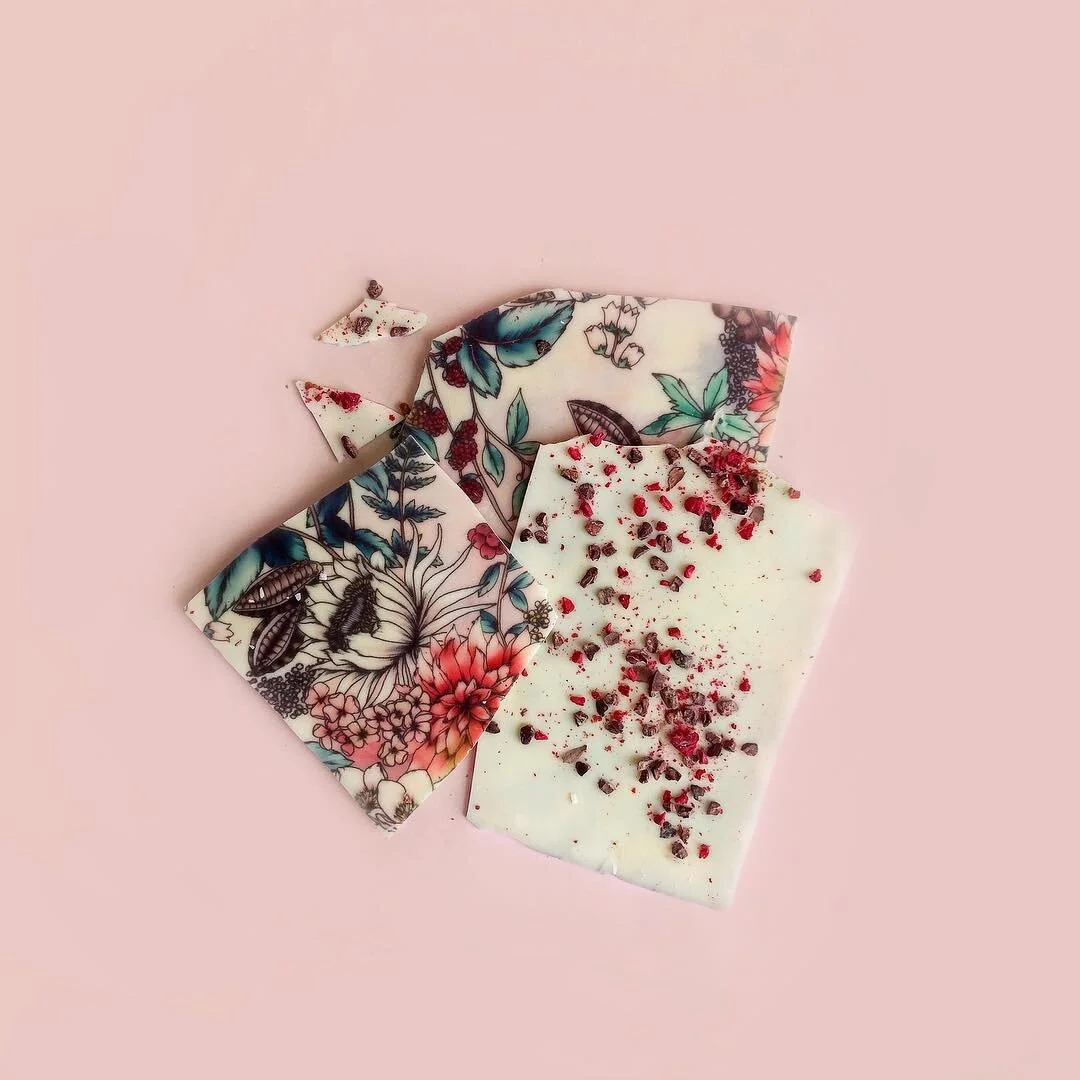 This artisan chocolate by @meltdownartisan isn&rsquo;t just pretty to look at, it&rsquo;s really good too! Beautiful floral illustrations by @typoflora 🌺
