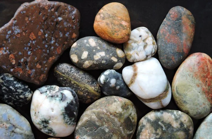"Life Among the Stones - The Story of the Stones (Chapter 6)