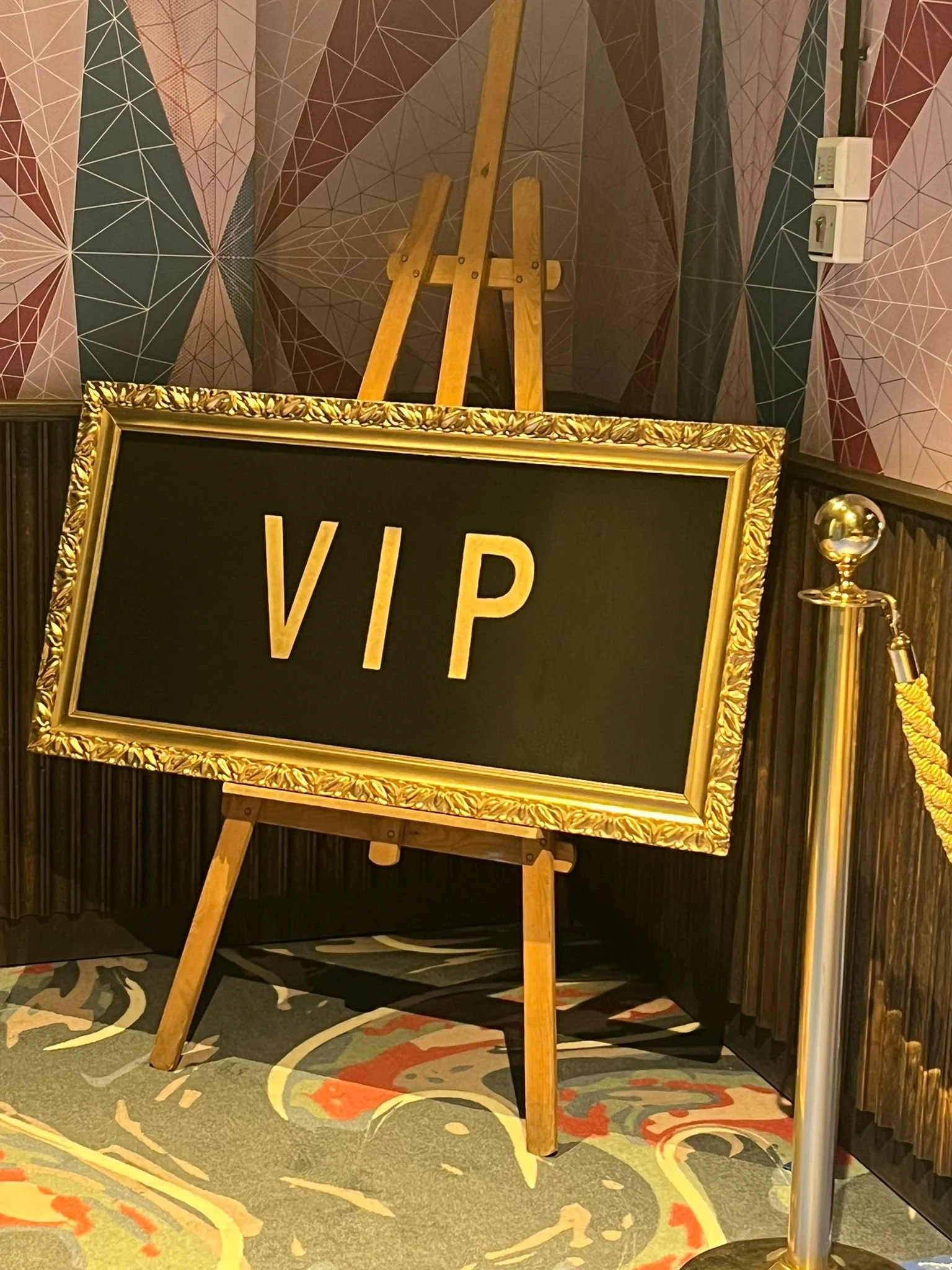 Lidner Hotel-Goud blauw (35).jpeg