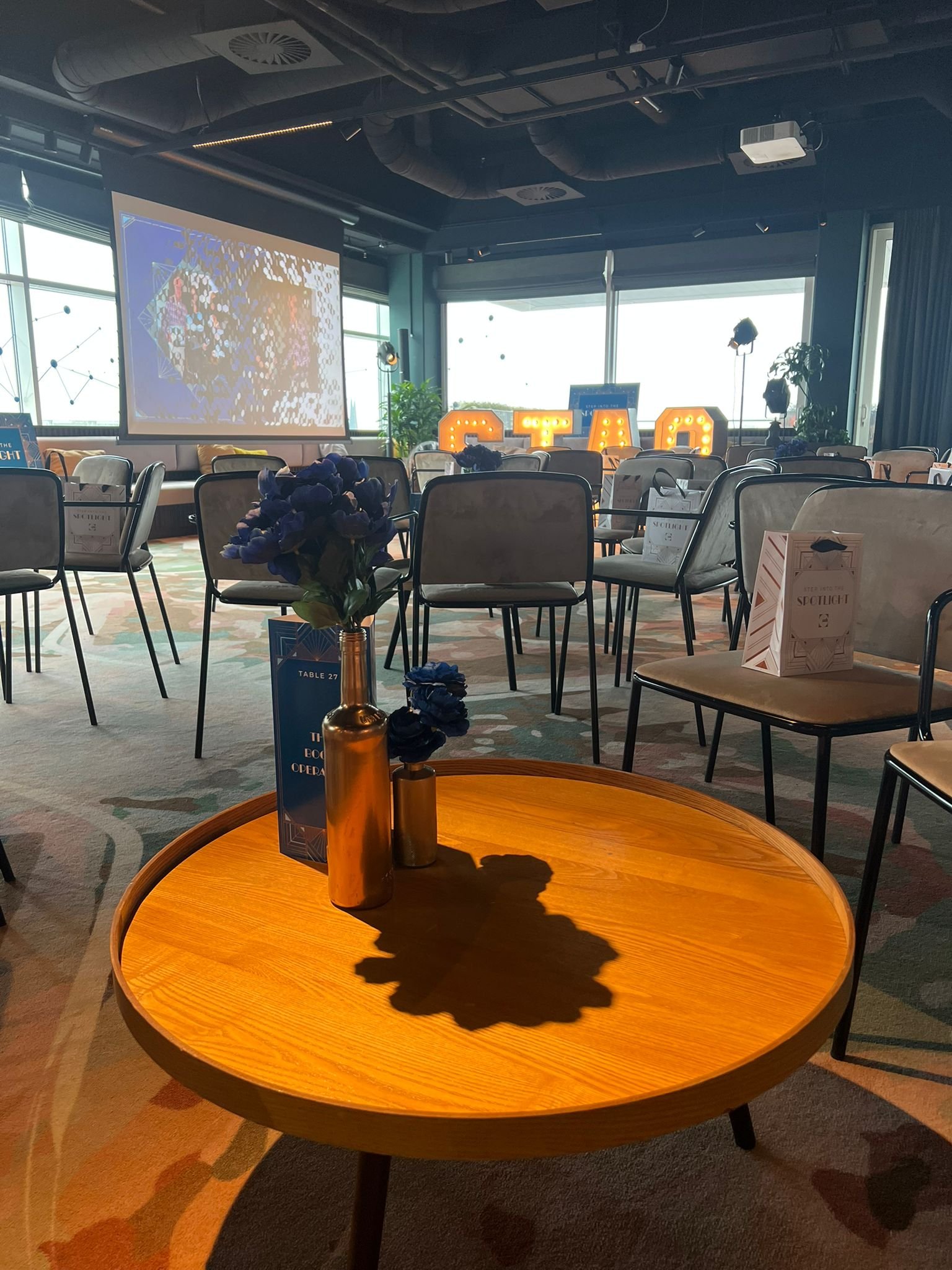 Lidner Hotel-Goud blauw (37).jpeg