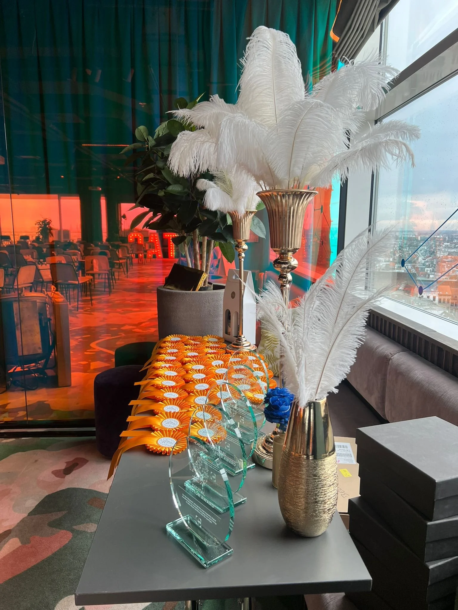 Lidner Hotel-Goud blauw (7).jpeg