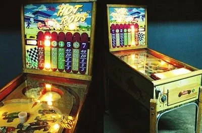 Pinball Machine _Rally Hot Rods_ 220v.jpg