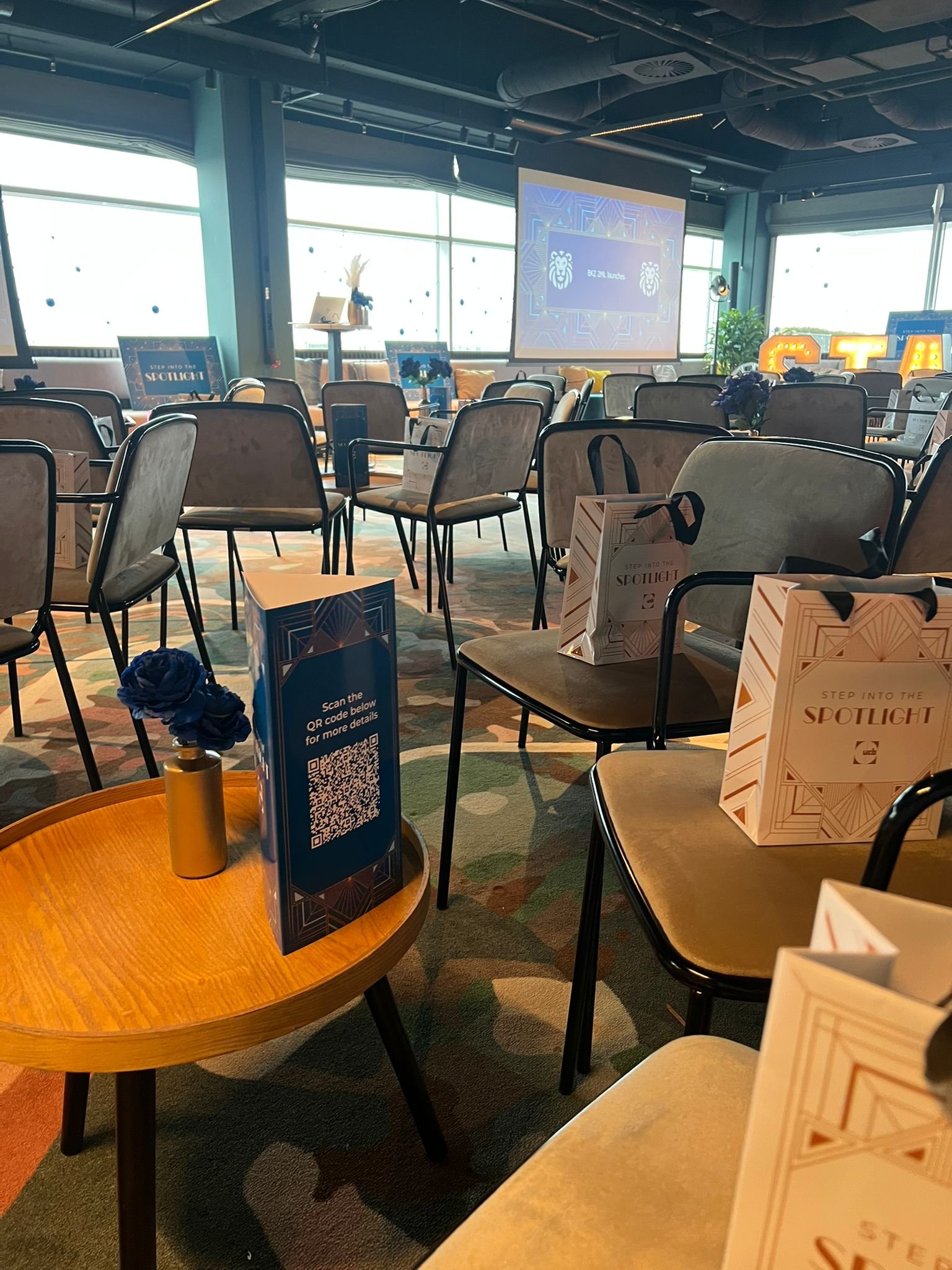 Lidner Hotel-Goud blauw (40).jpeg