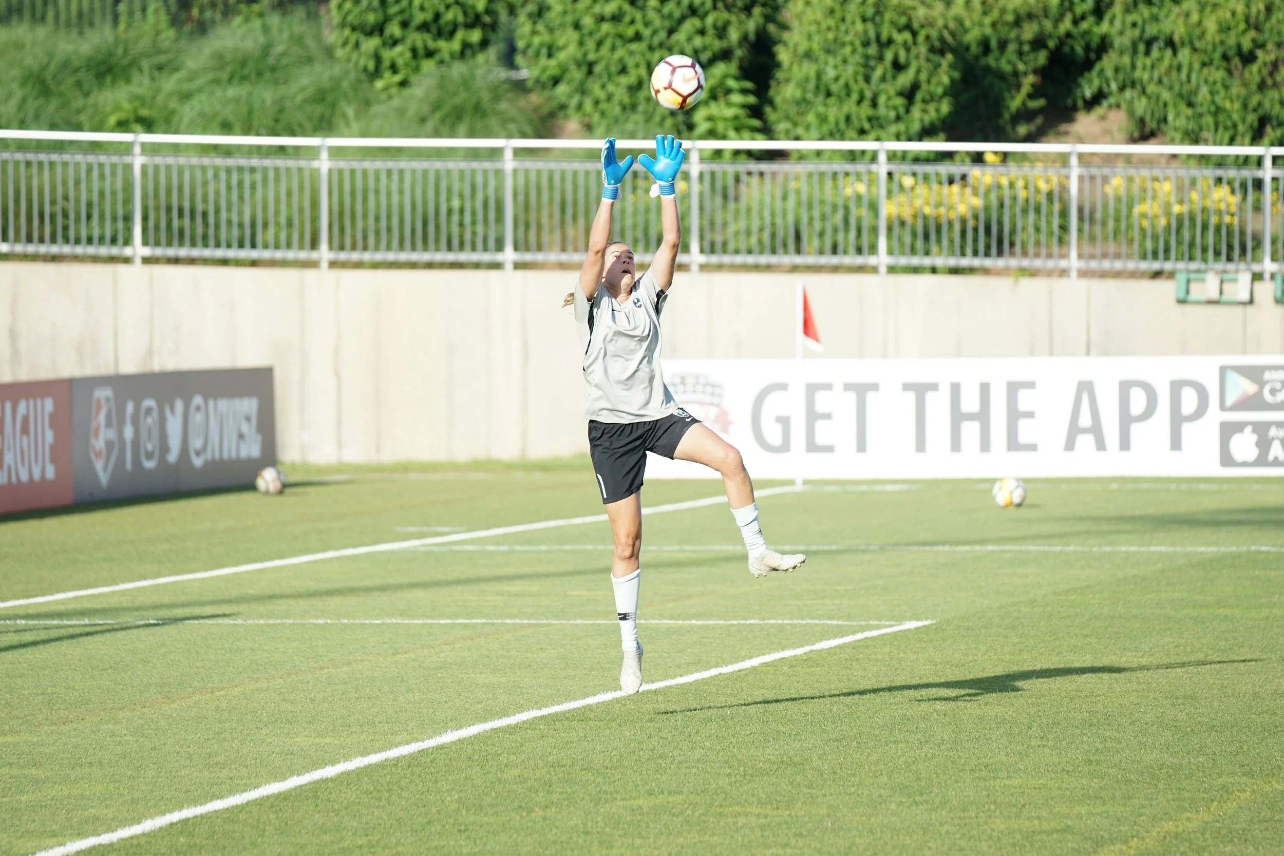ACL Injuries and Age: Teens vs. Adults vs. Over-40s