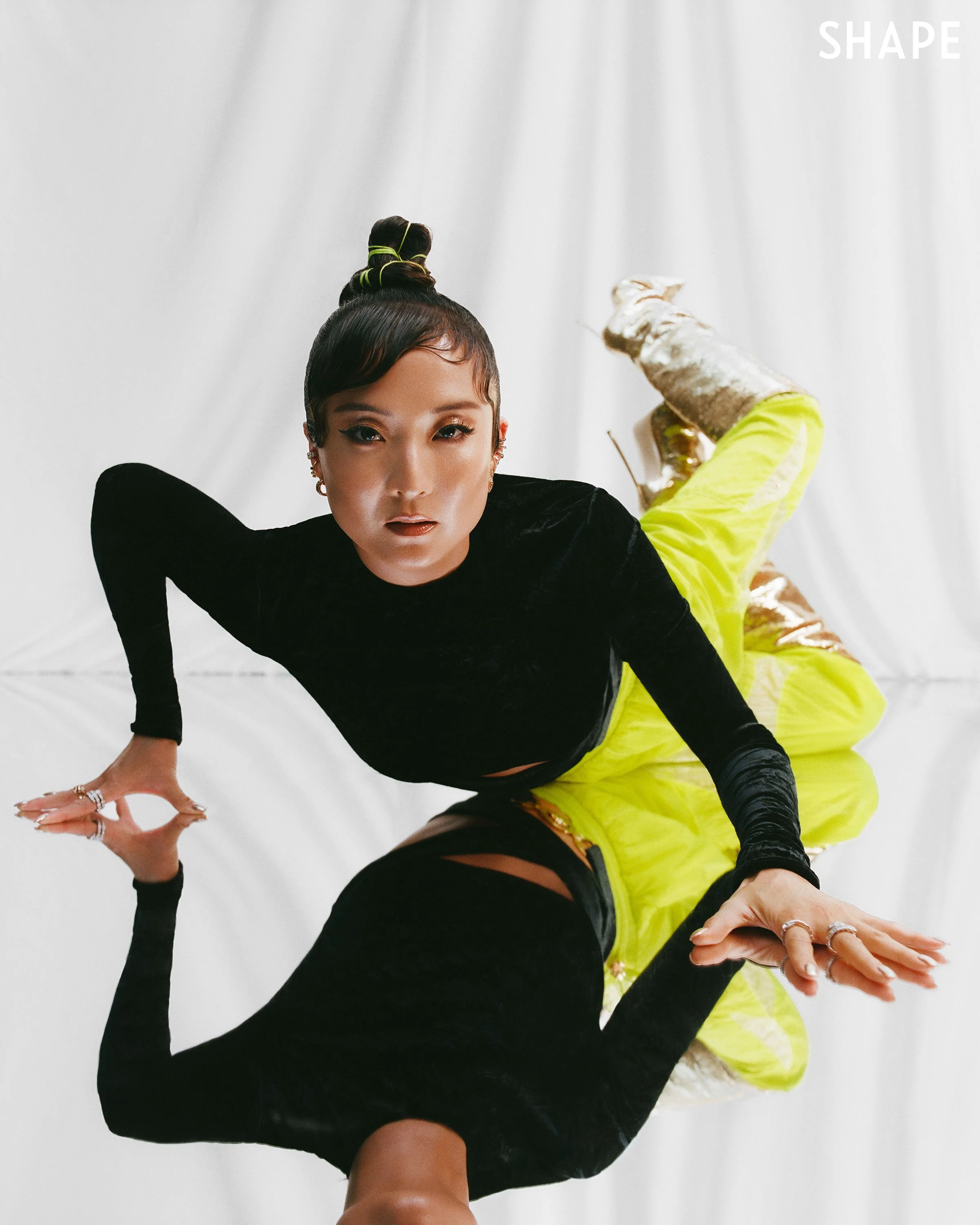 2022-12_SB_ShapeMagazine_December_AshleyPark_3.jpg