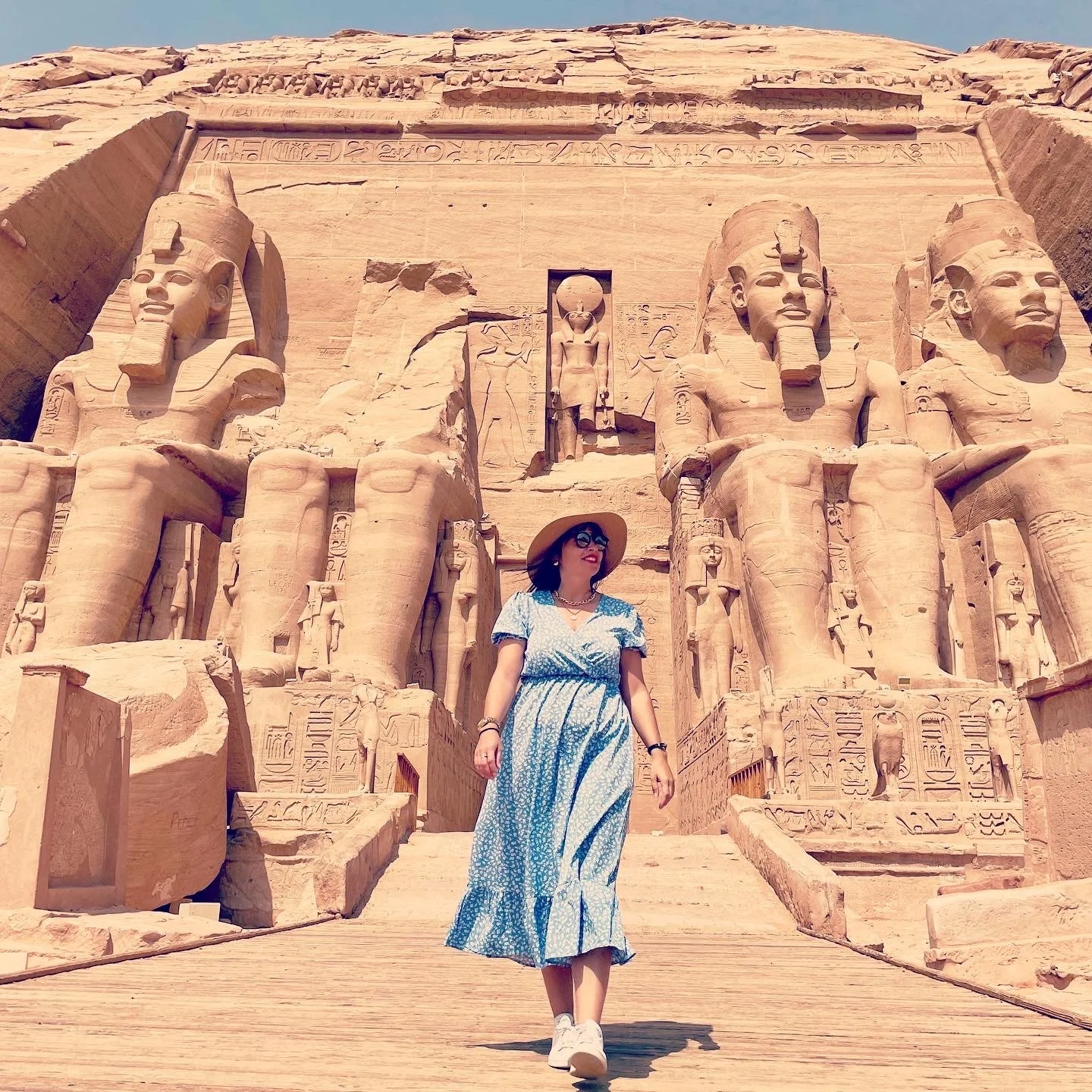 Abu Simbel Temple.JPG