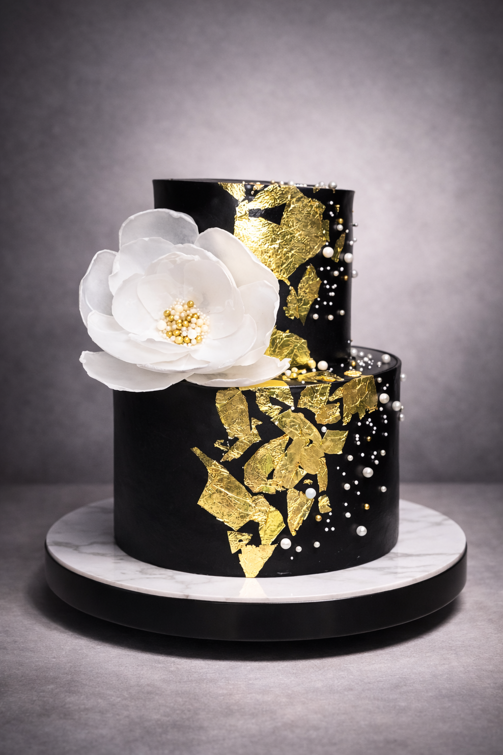 Black&GoldPearlCake.png