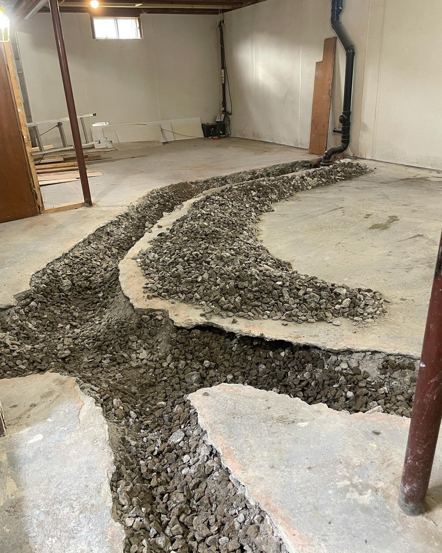 A plumbers dream! If you are a plumber, you know you&rsquo;d love to show up on site and have this just waiting for you. 💪🏼 #demolition #demo #renovations #renovation #hamilton #hamiltonrenovation #hamiltonrealestate #hamiltonrealtor #hamiltonprope