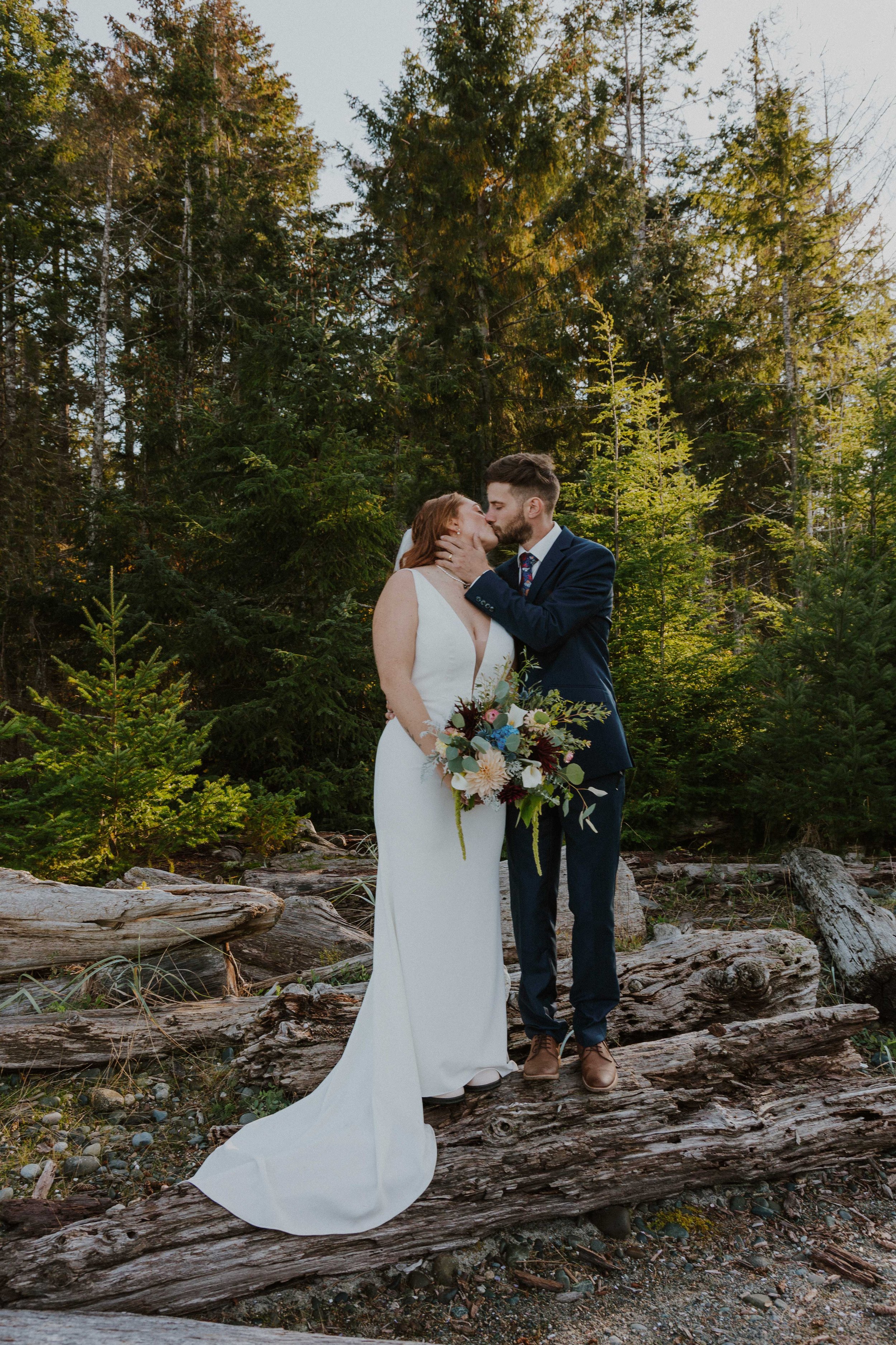 Wynnie-+-Wyatt_Weddomg_RENLĒ-STUDIO_223.jpg