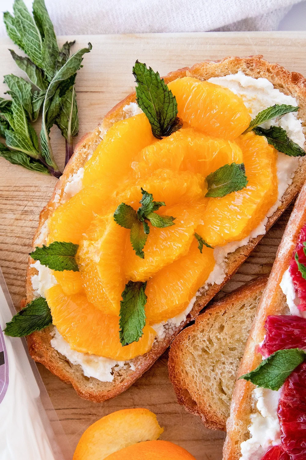 Orange Mint Goat Cheese Crostini 