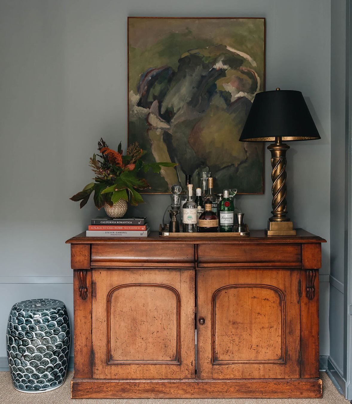Ready for the weekend??? It&rsquo;s 5 o&rsquo;clock somewhere. 

#bar #sideboard #cocktails #weekend #homedesign #homedecor #interiordesign #interiordecorating #studio #worklifebalance #trdstudio #astractart #antiques #tatereynoldsdesigner