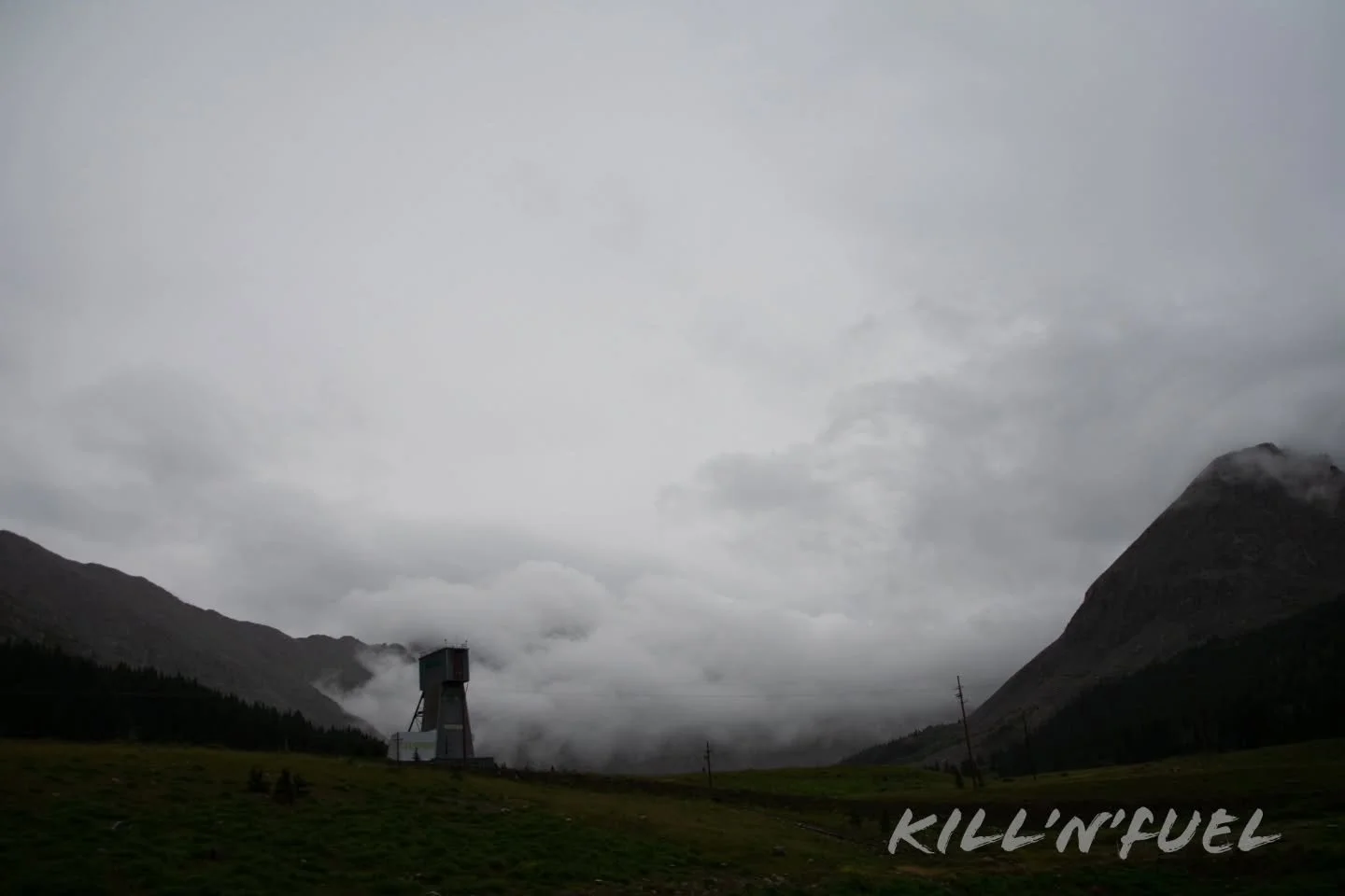Sweeping in and eating up the landscape

#storm #clouds #mountains moody nature