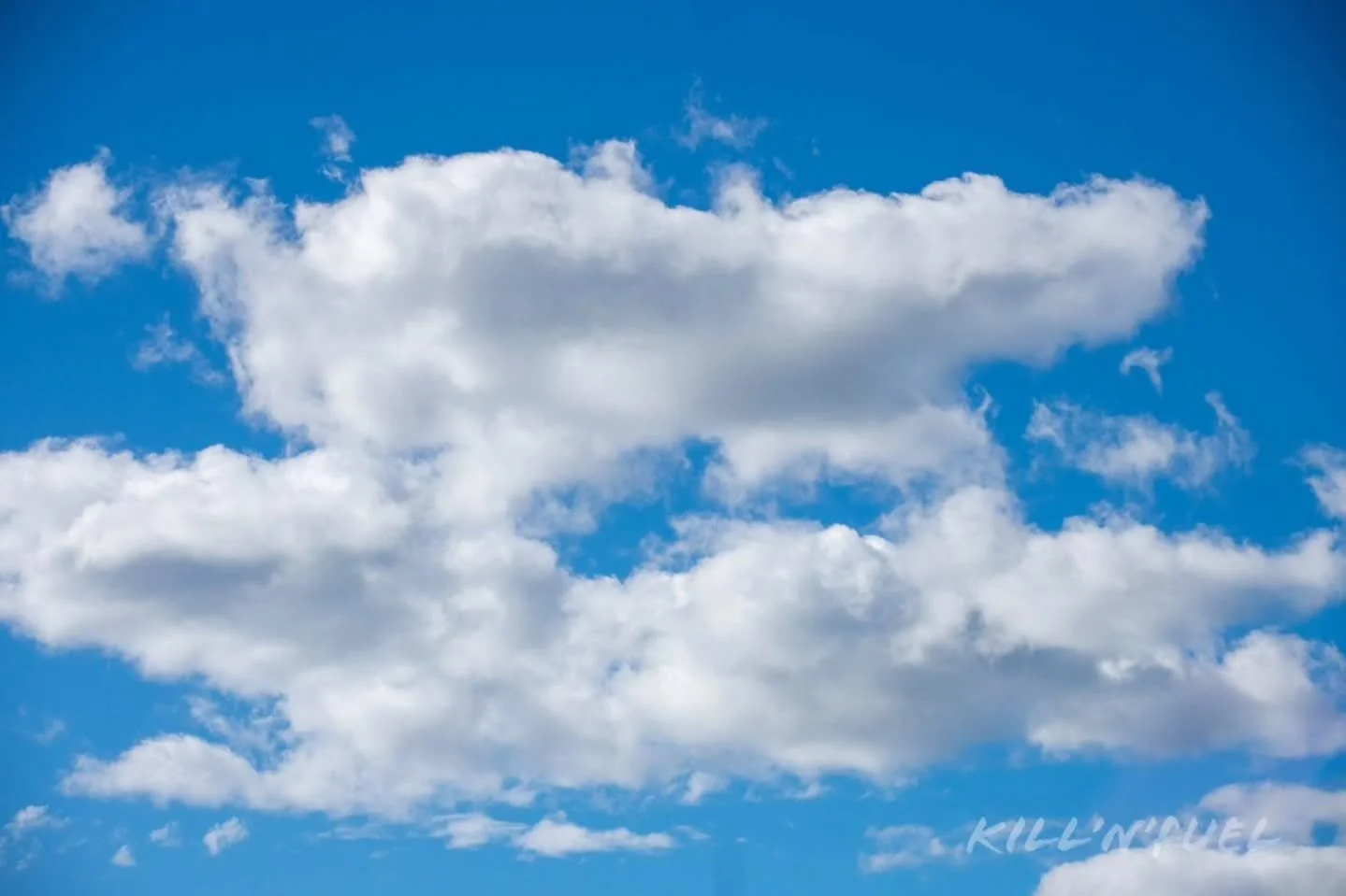 High up in the sky

#clouds #nature #white #blue #skylovers