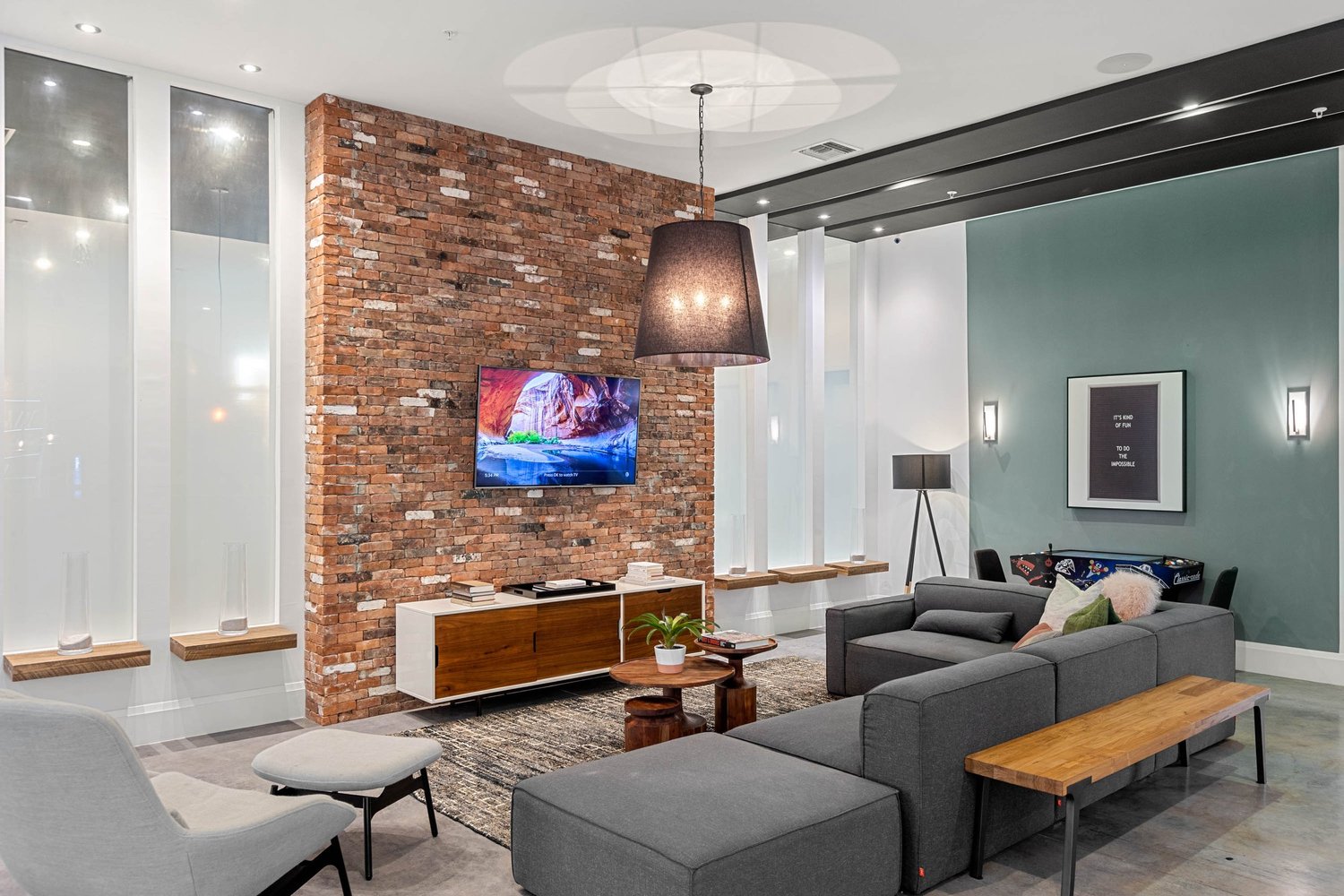 Amenity · Lifestyle — THOMAS property media