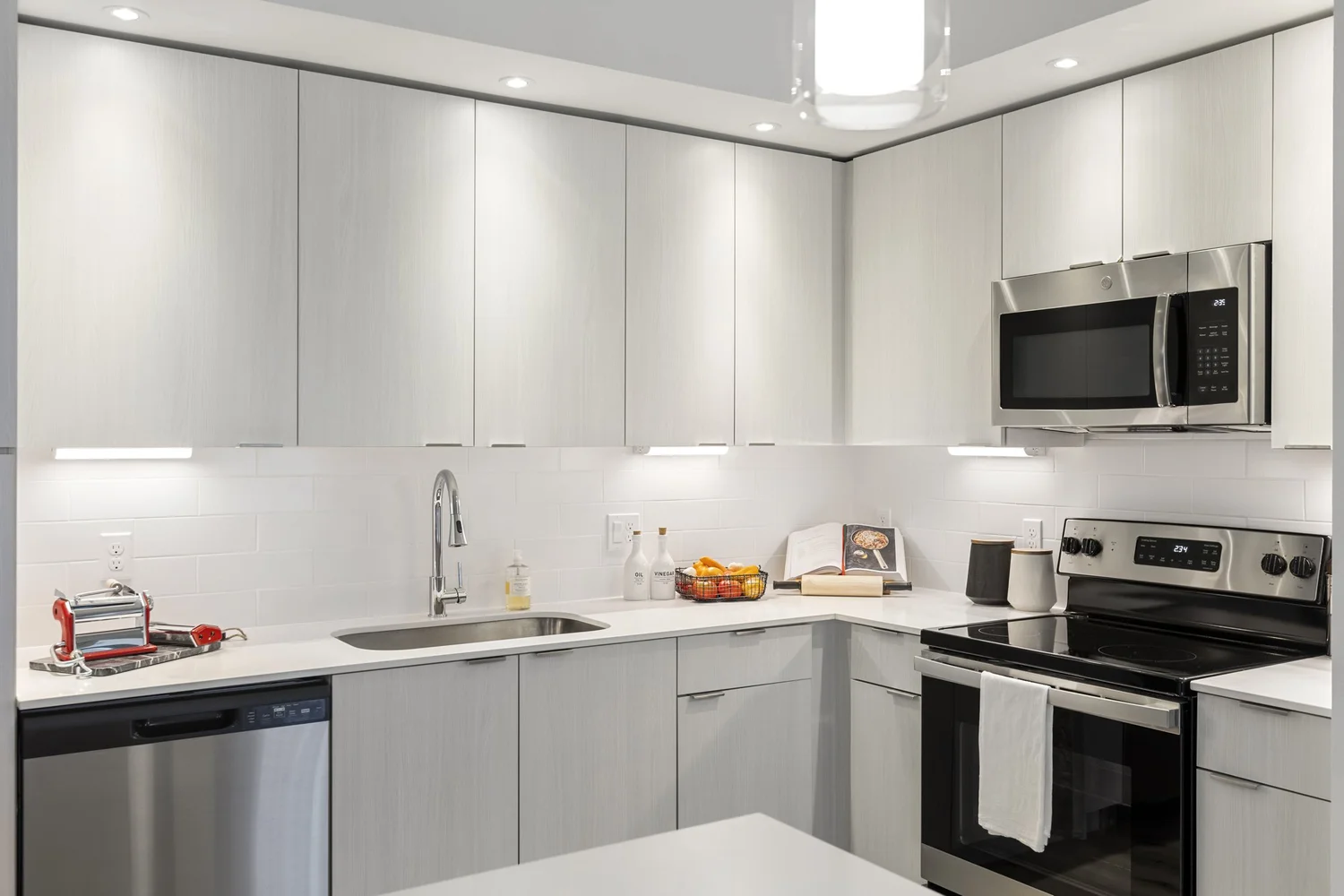 Amenity · Lifestyle — THOMAS property media