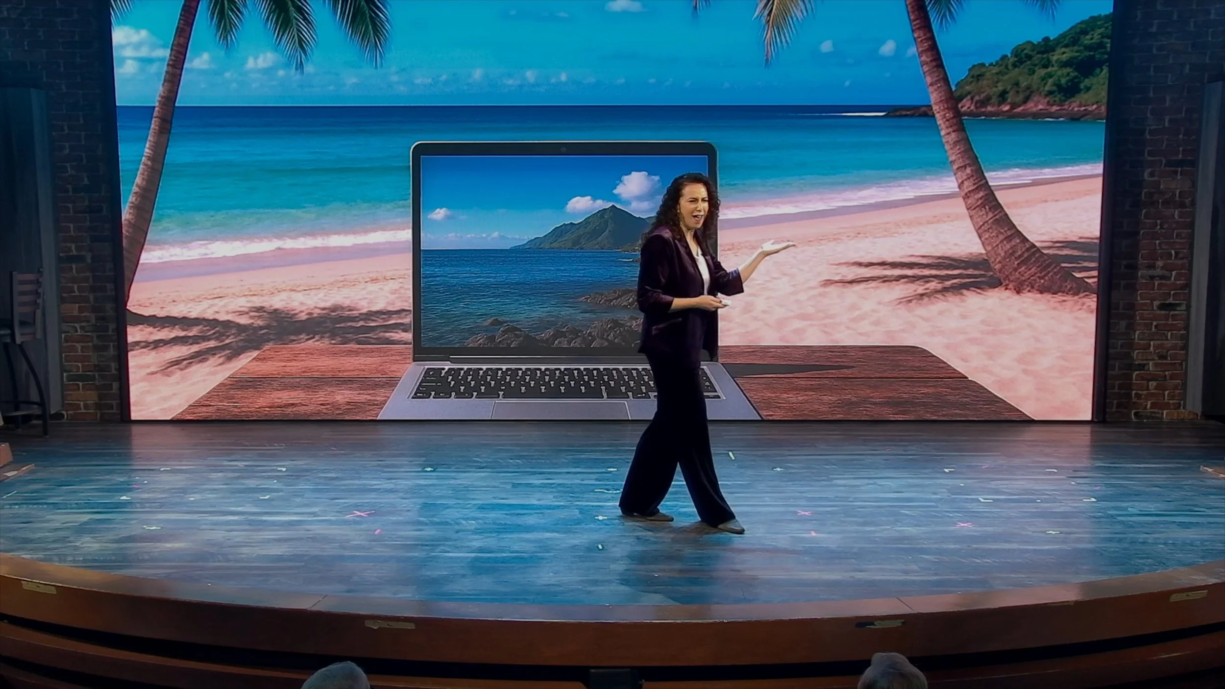 Sarah speaking 2 - Team _ Sarah Aviram.jpg