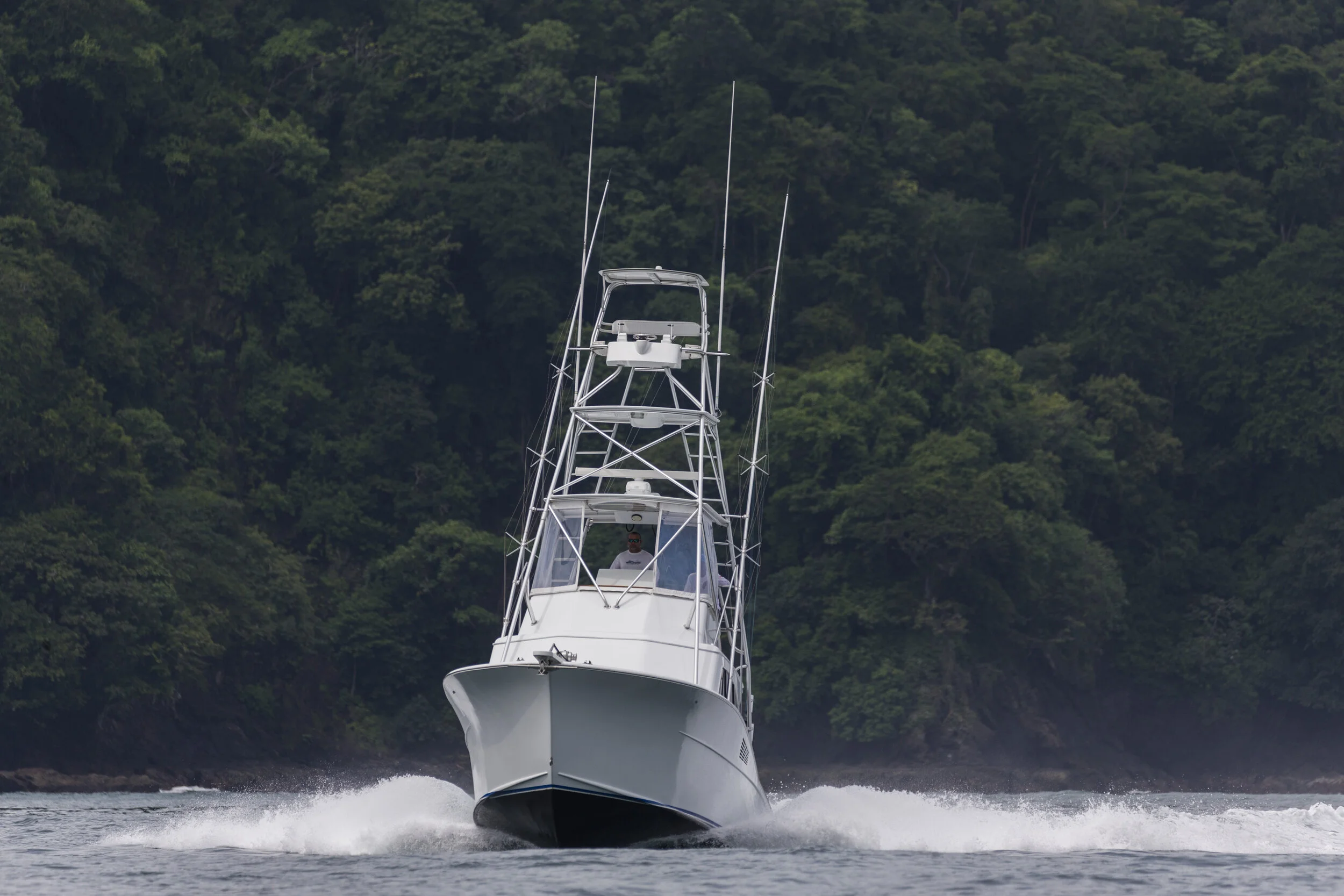 Pacific Fly Costa Rican Charter Boat