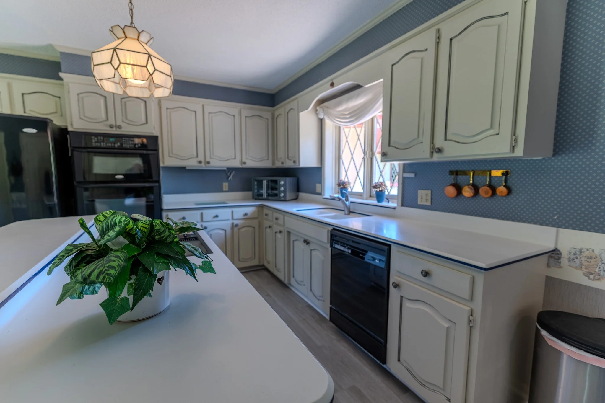 404A8242-HDR.jpg