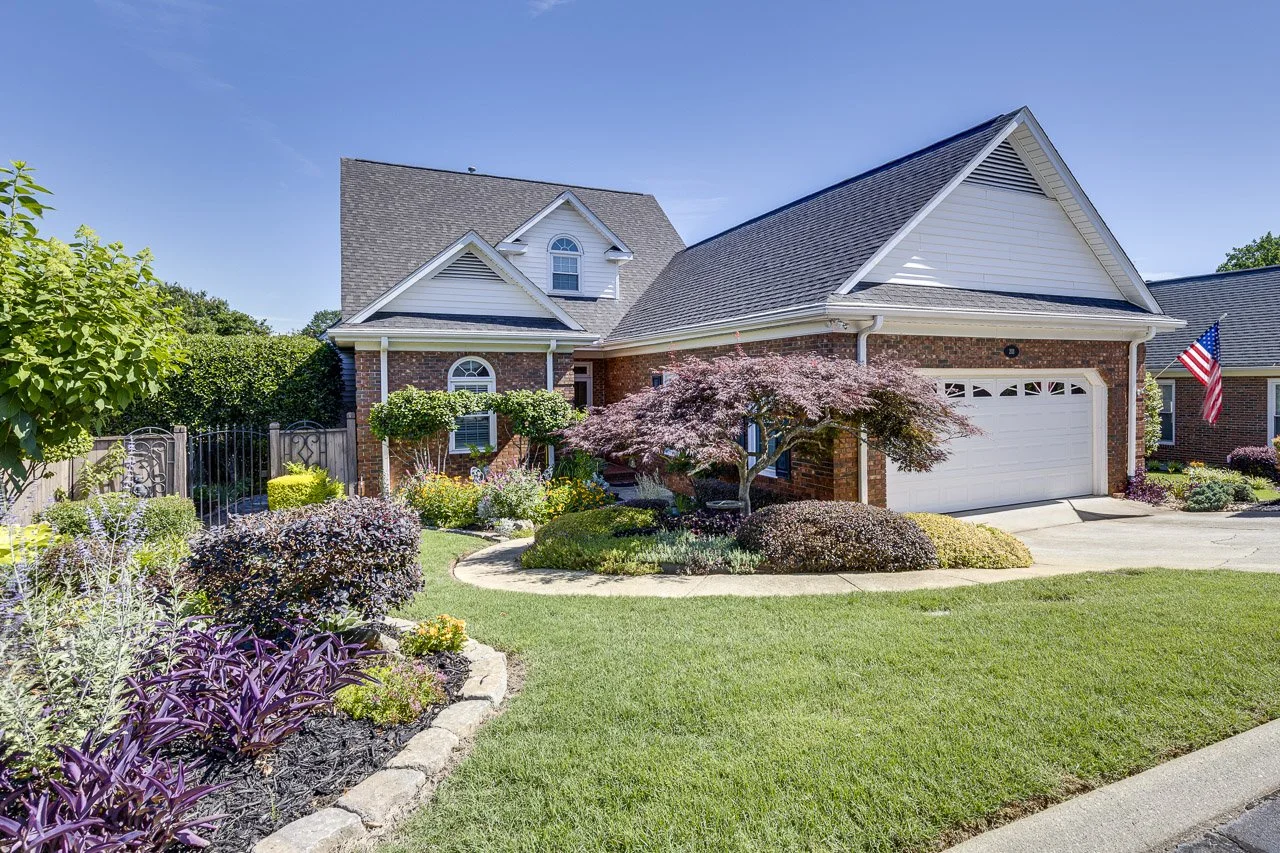 203 Greenview Circle
