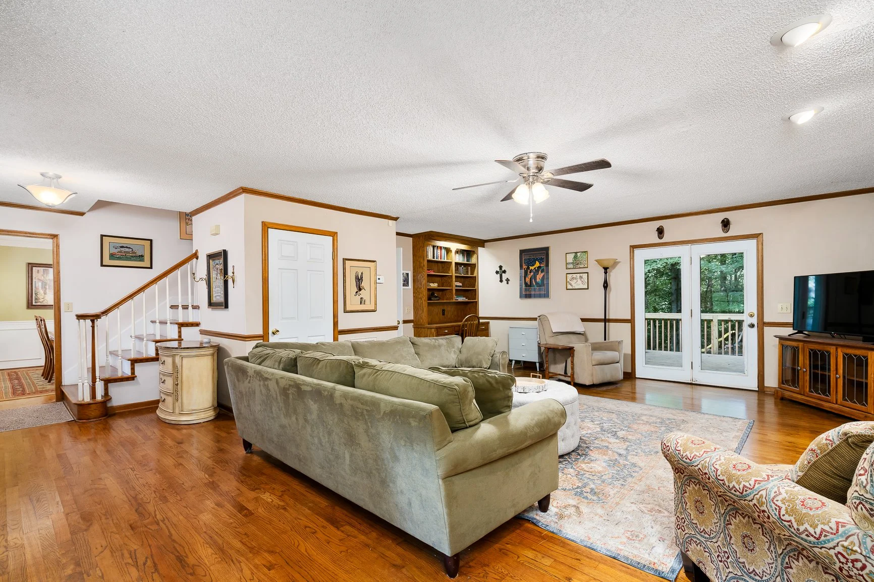 Rosenfeld Realty Group