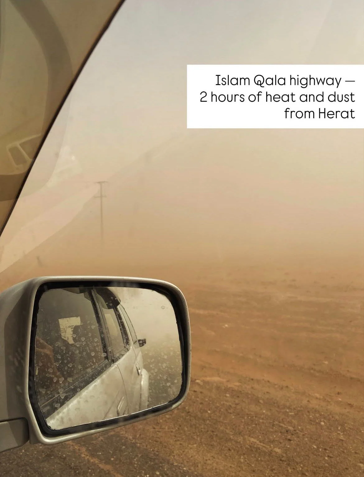 Afghan refugees from Iran 2.jpg