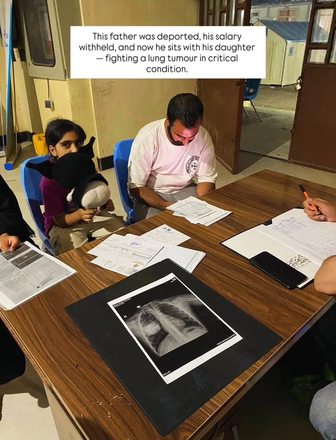 Afghan refugees from Iran 6.jpg