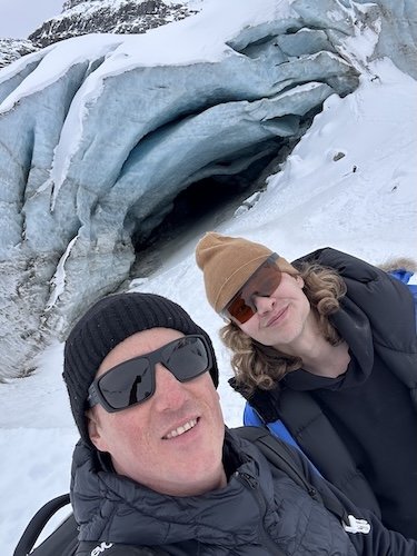 Das Dreamteam auf dem Morteratsch Gletscher bei dein Eishöhlen