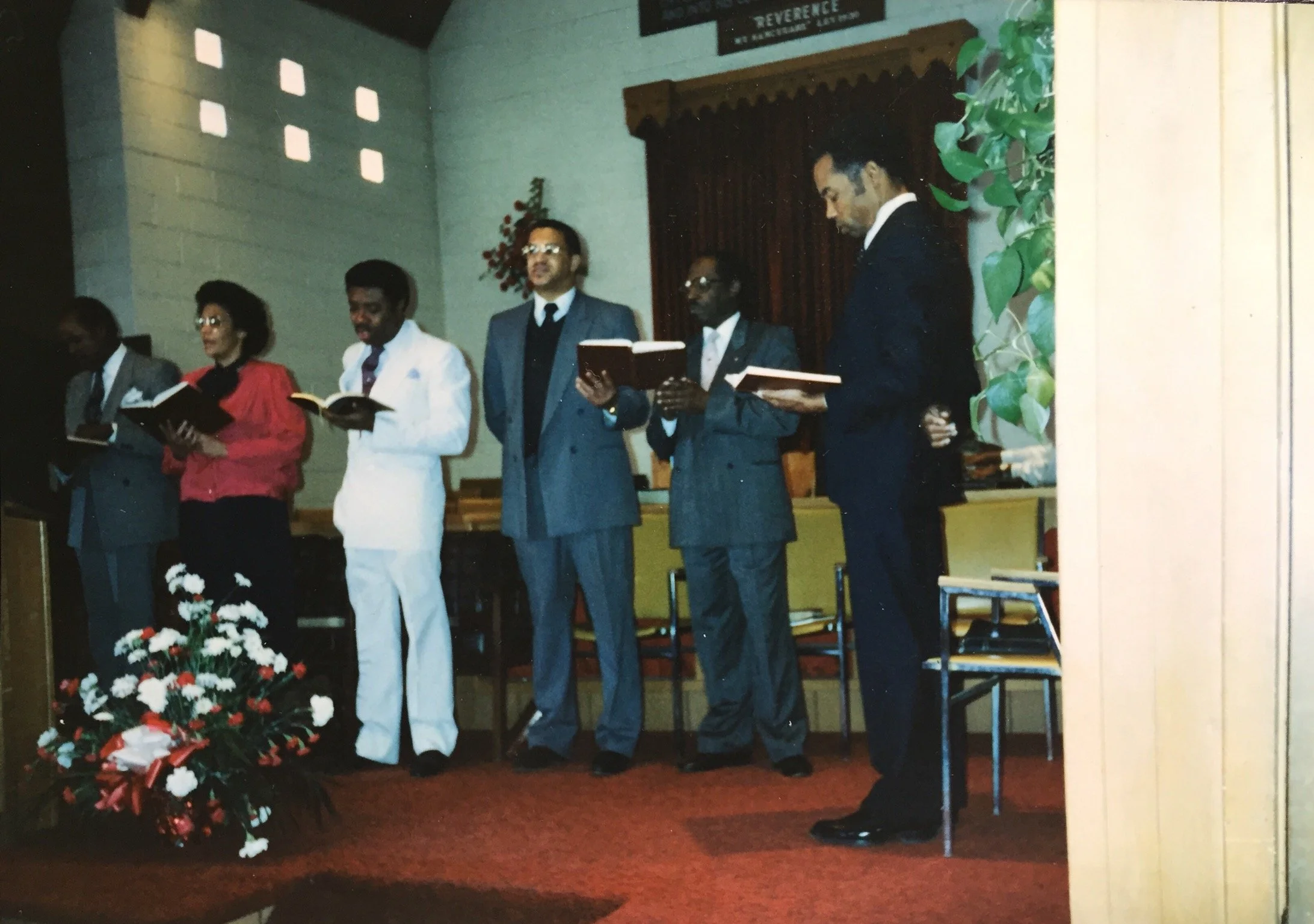 praise-team-1980.jpeg