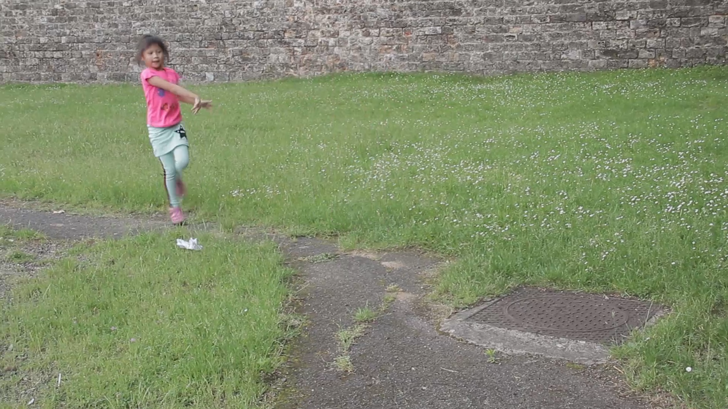 quand l ete_Paulina Ruiz Carballido_Still 2.png