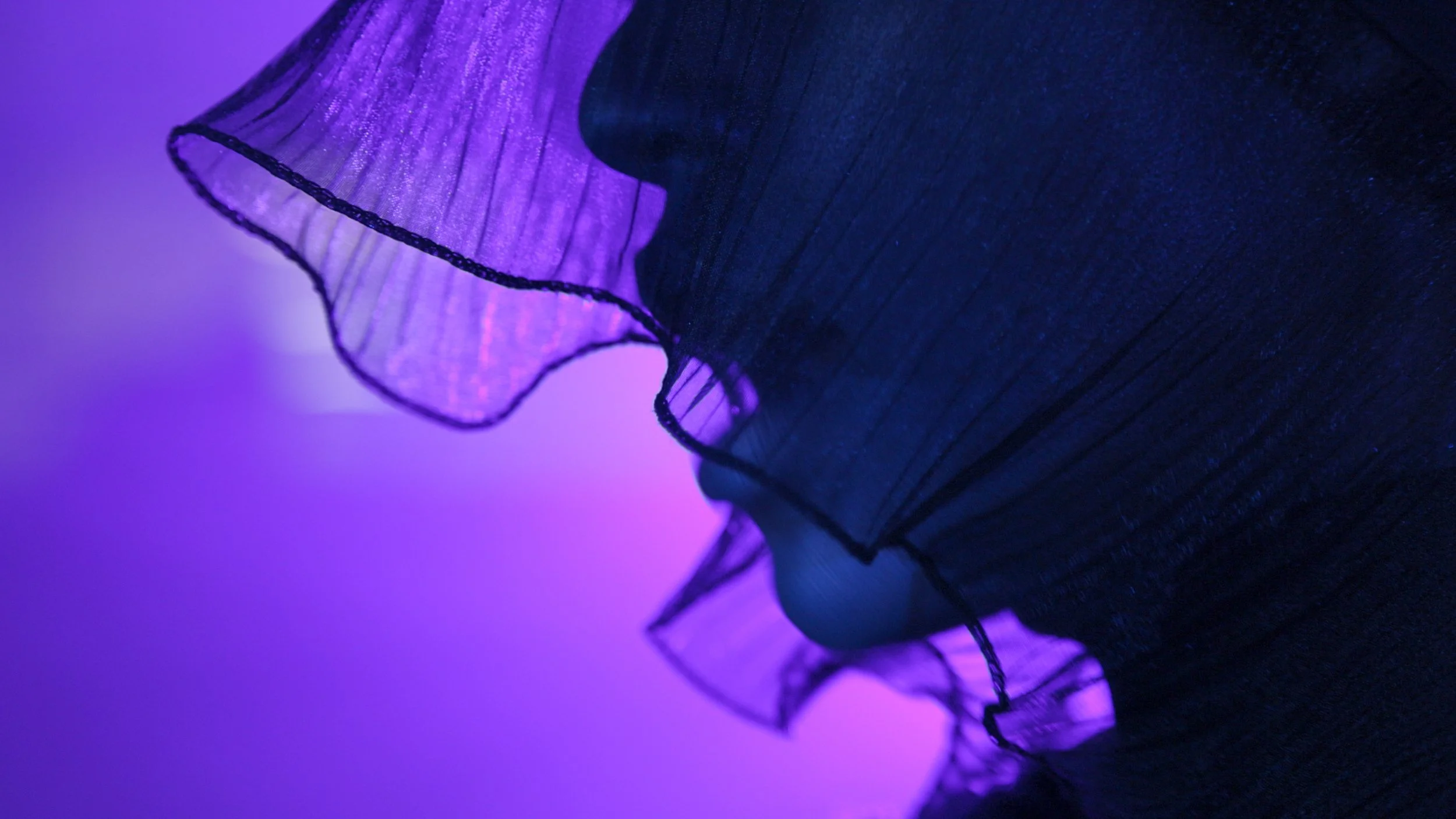 LenaMariaThüring_LiquidConnections_Still_3.jpg
