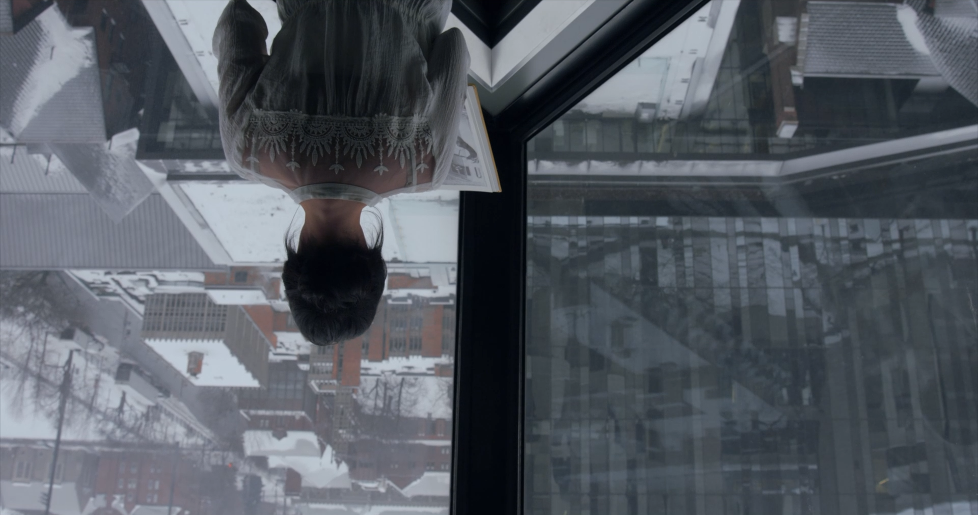 MarkLewis_SnowStrom_Still_2.png