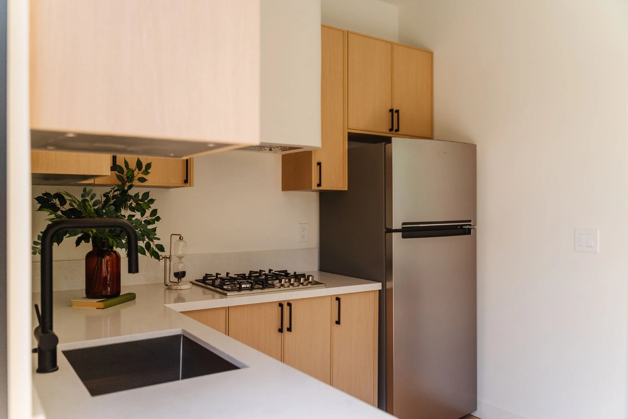 1605 S Point-101.jpg