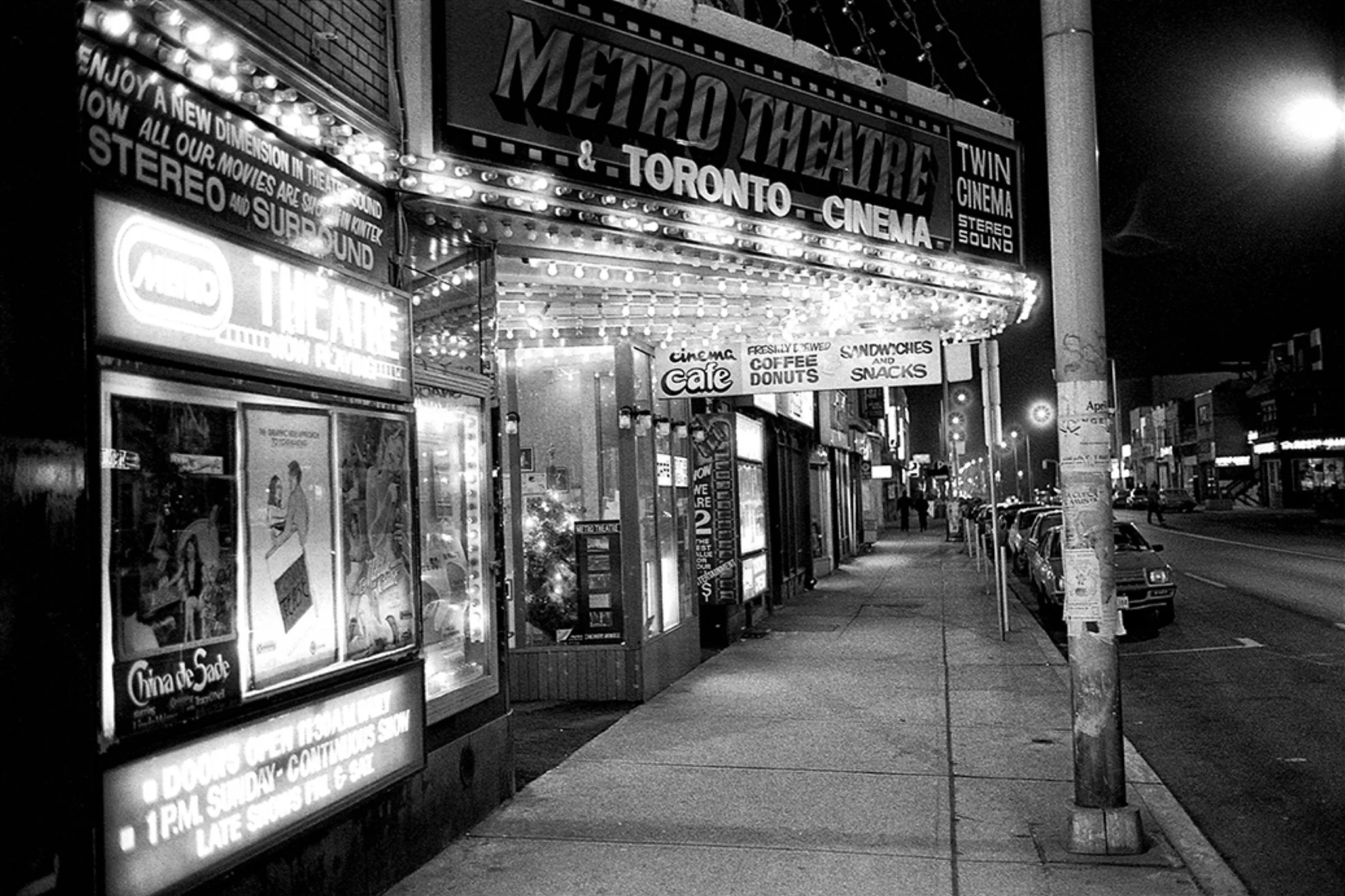 Metro Cinema, Toronto, 1986 © Dave Green