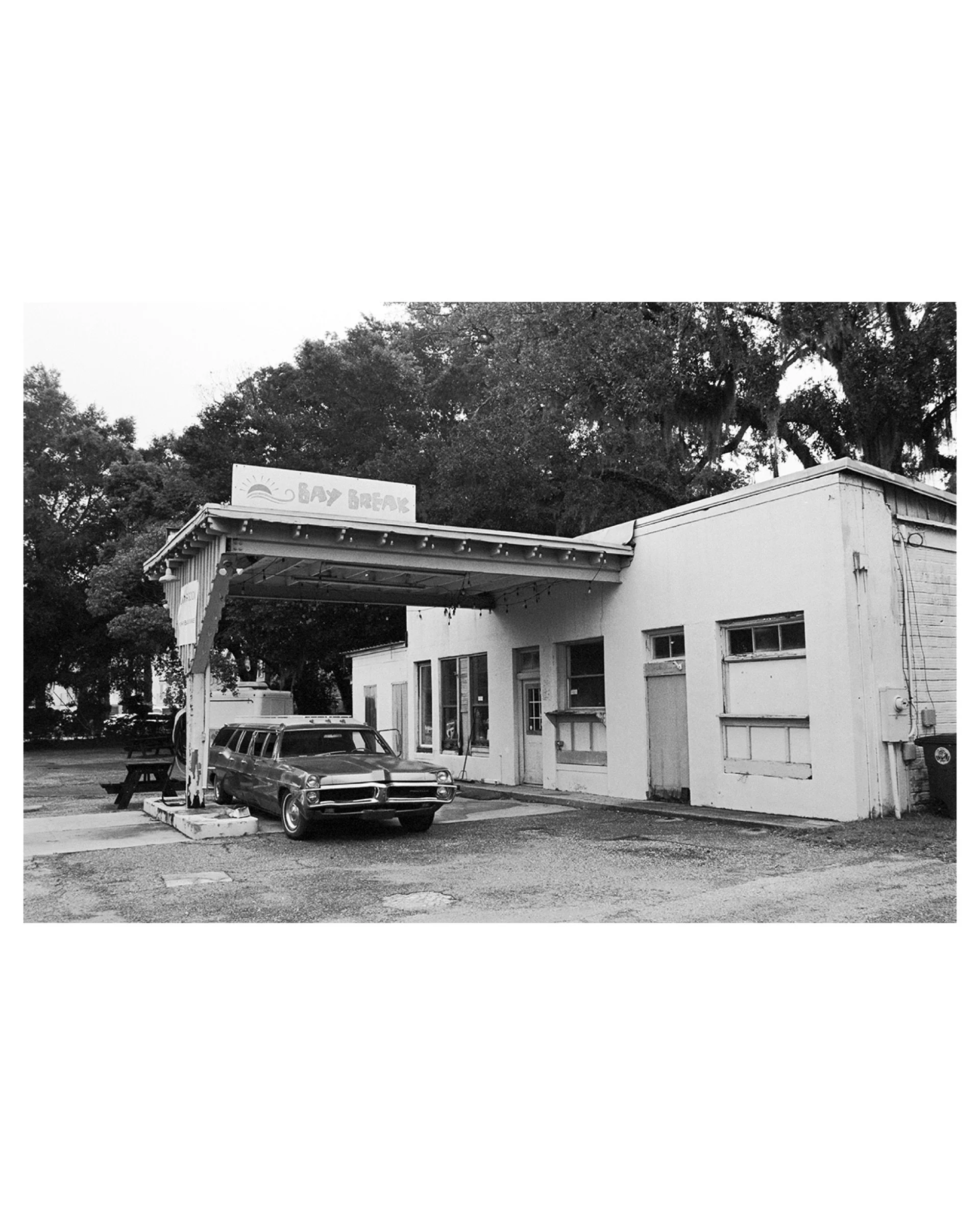 Bay Break Service Station, Fairhope, AL, 2025 © Leigh Ann Edmonds