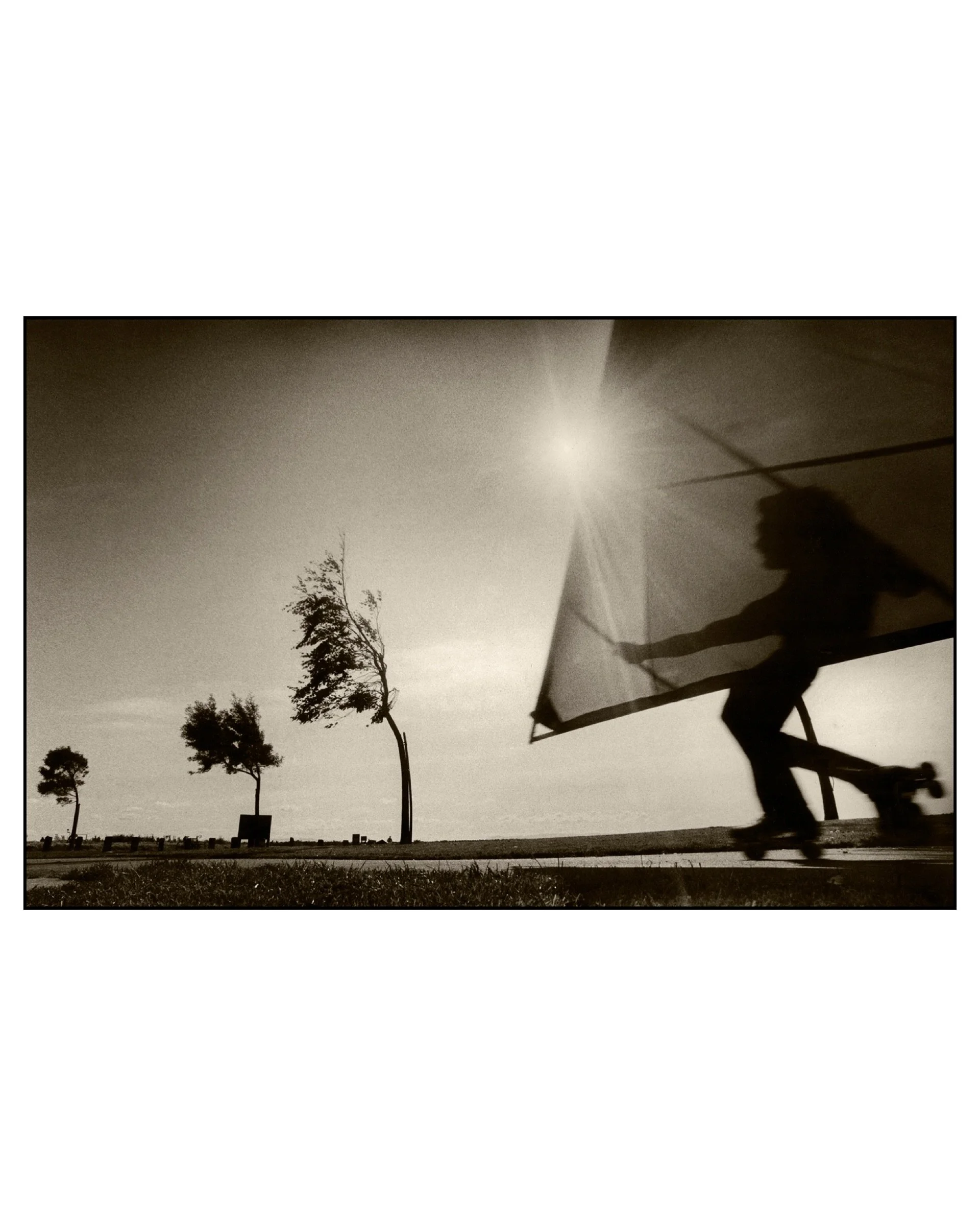 Wind Surfer, San Lorenzo, CA, 1983 © Saul Bromberger & Sandra Hoover