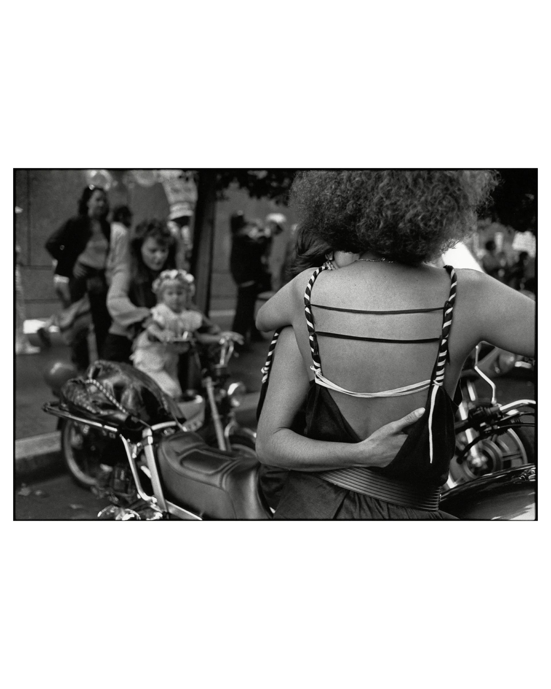 Women Embracing, Dykes on Bikes, The International Lesbian & Gay Freedom Day Parade, San Francisco, CA , 1985 © Saul Bromberger & Sandra Hoover