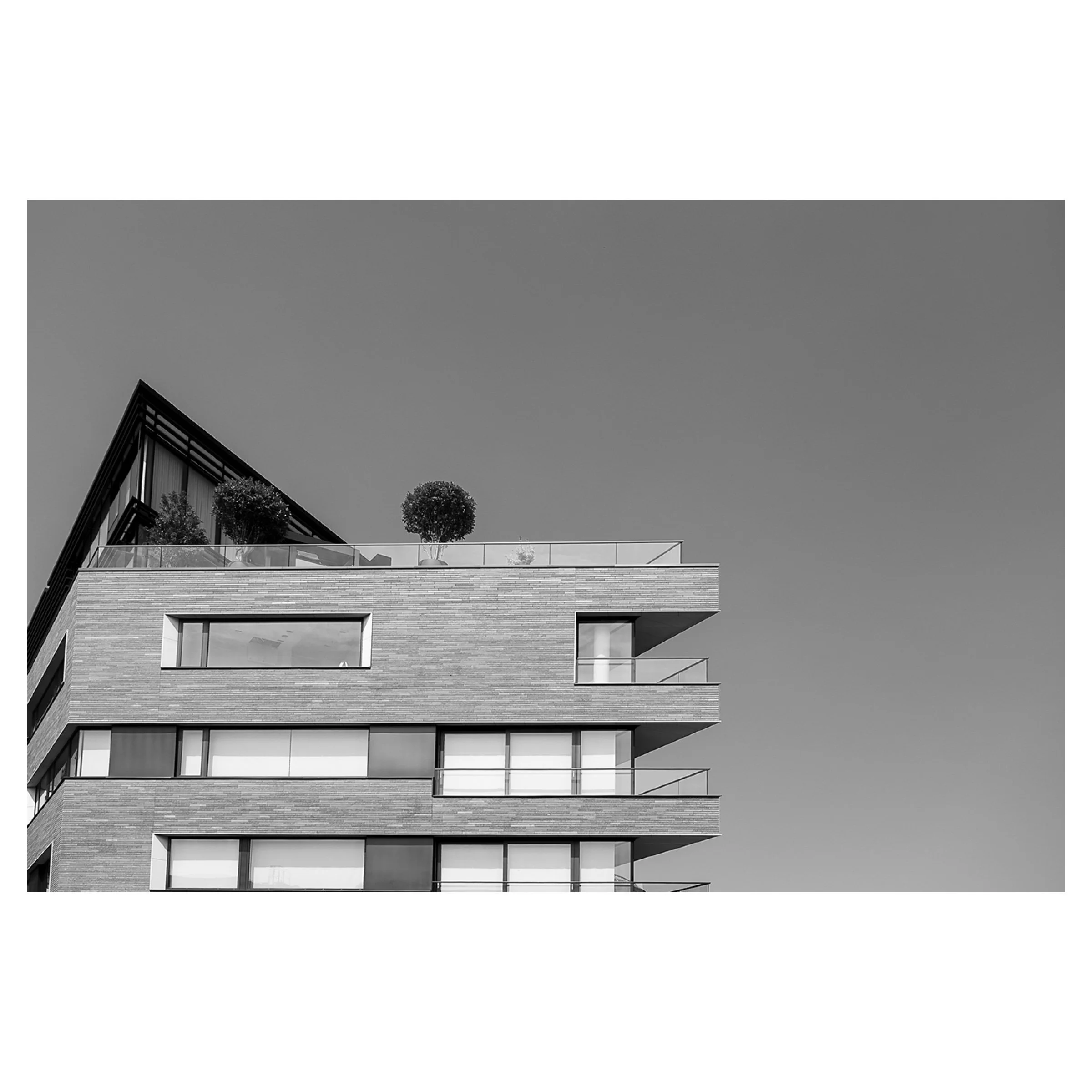 Roofline, London, UK, 2017 © John P. Fleenor