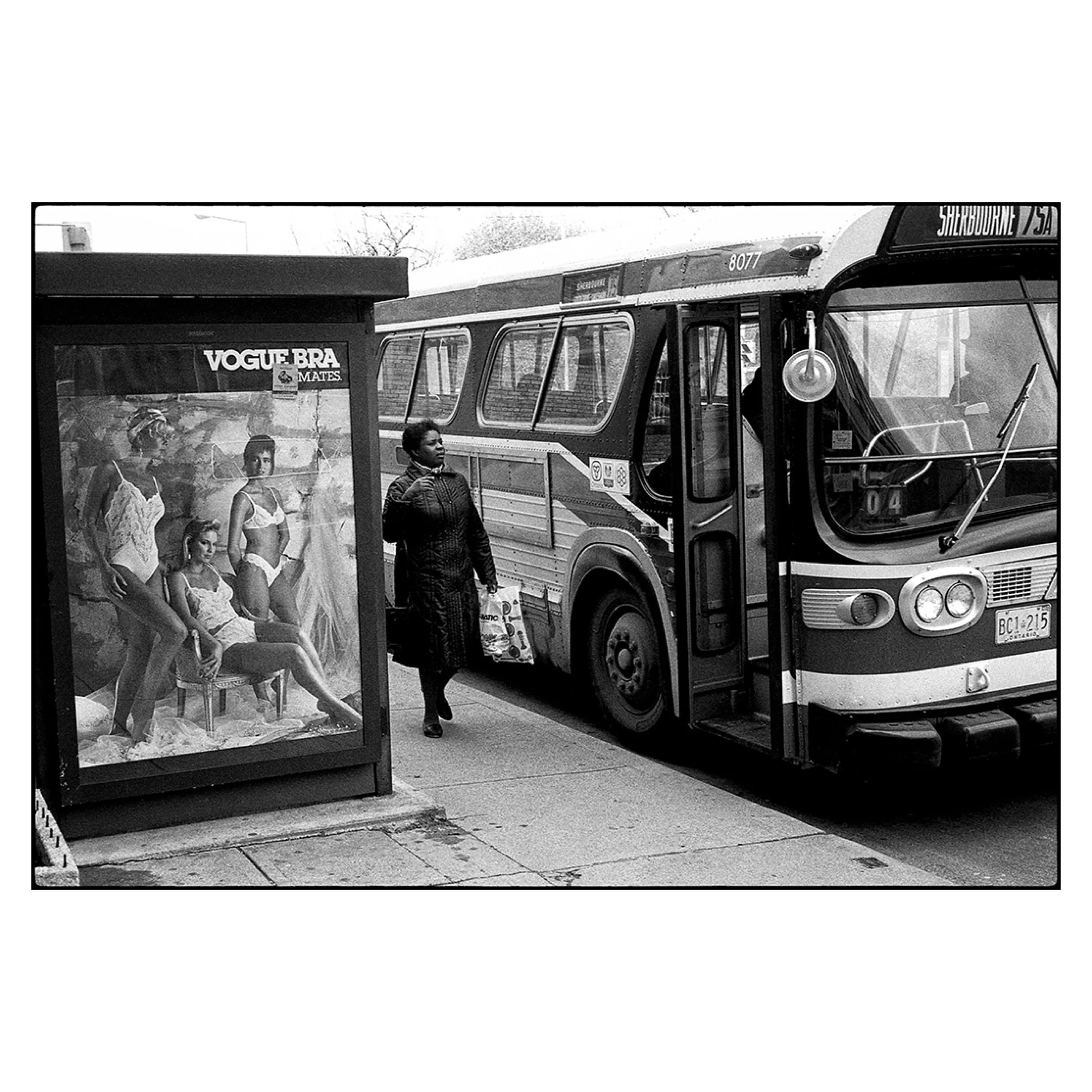 Sherbourne Street Vogue, Toronto, 1987 © Dave Green