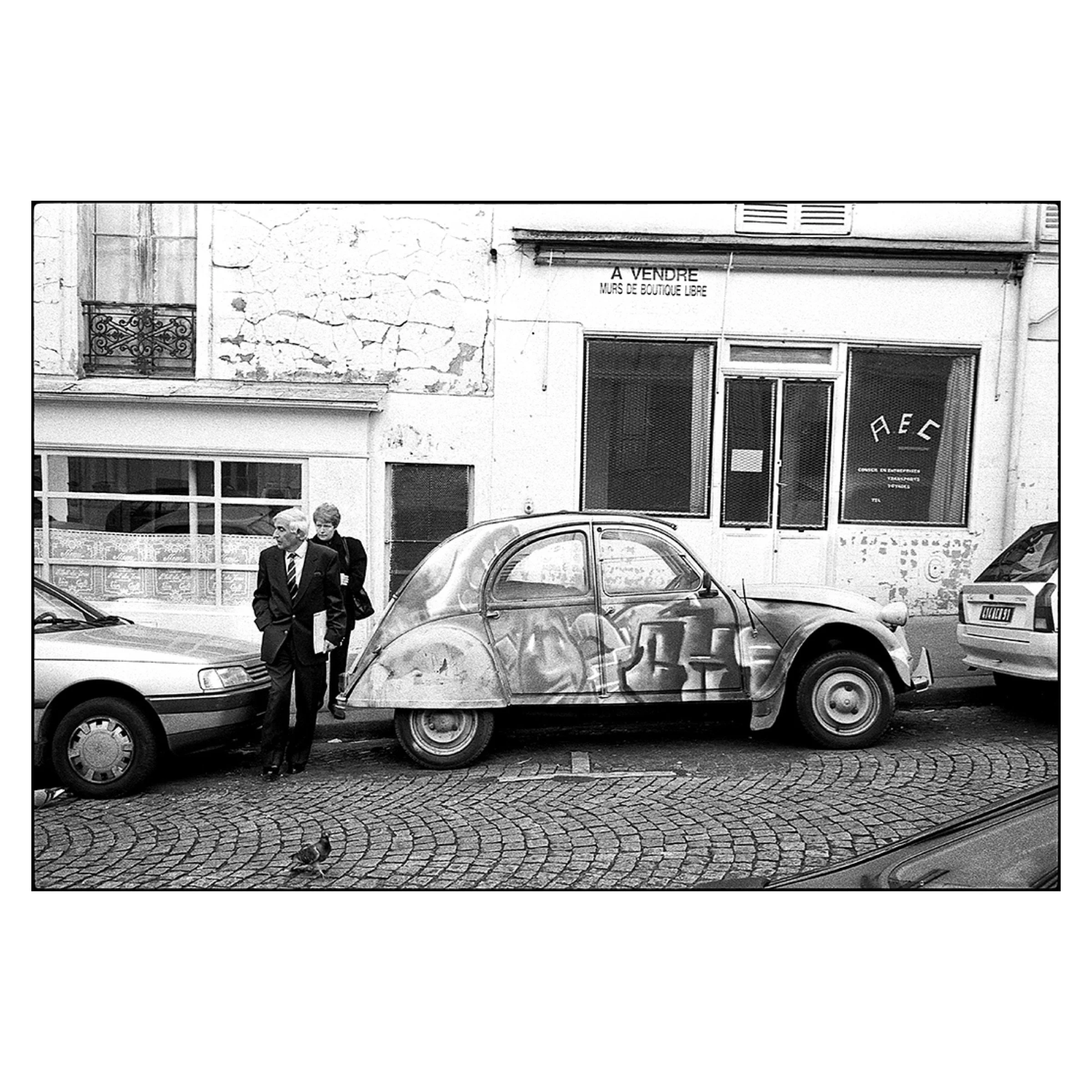 One afternoon in Paris, 1991 © Dave Green