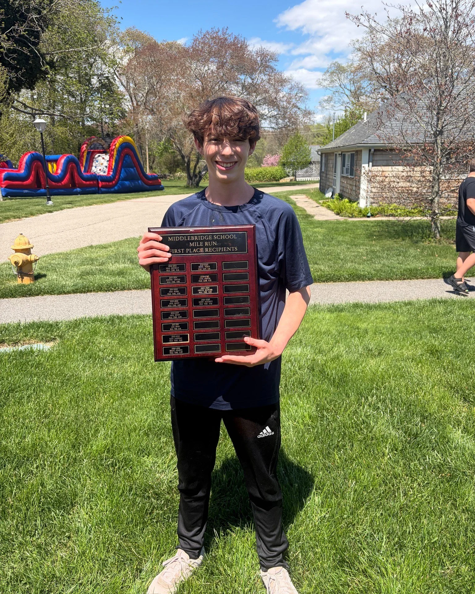 MBS Owl, Hudson, crossed the finish line in 6:57 and earned his place on the Middlebridge School Mile Run plaque. 🏆

A beautiful day on campus, an impressive run, and a well-deserved spot alongside former MBS Mile Run winners. Congratulations, Hudso
