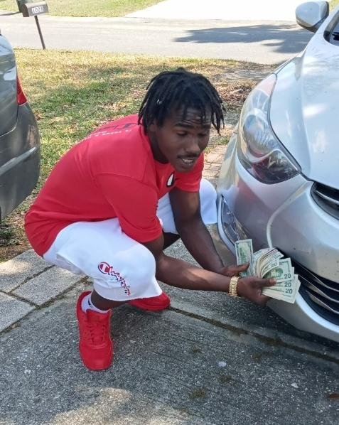 813bbydmoney Creates Relatable Music That Has Him Buzzing