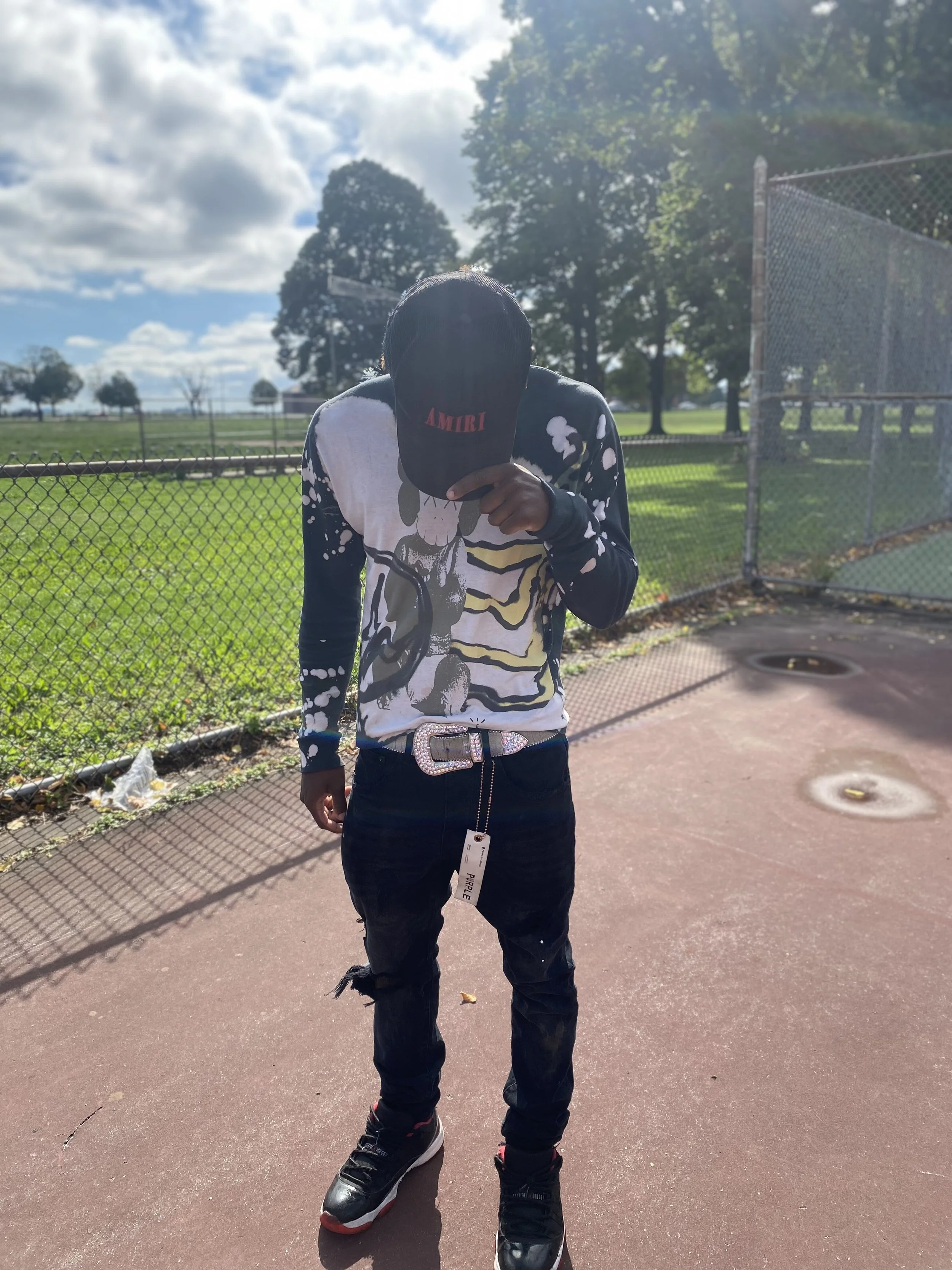 1click.guapo Putting on For Boston