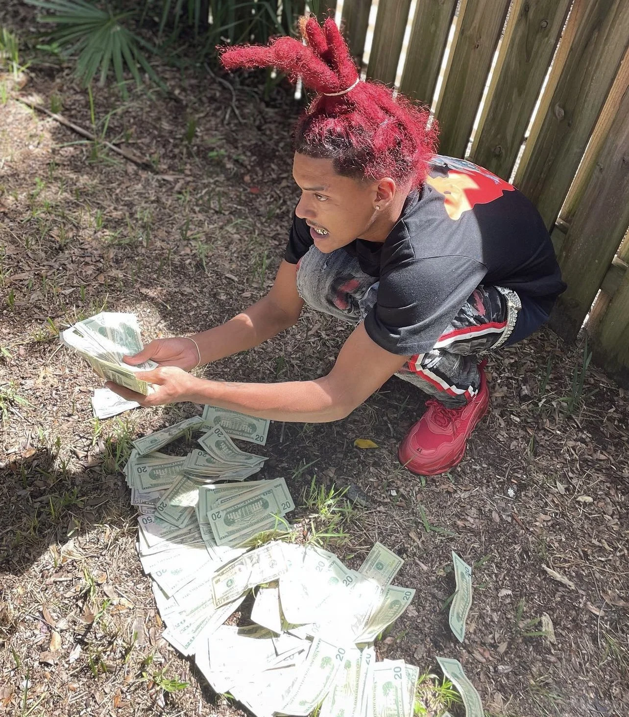 Lul Youngin Receives Inspiration from Heartbreak and Disappointment